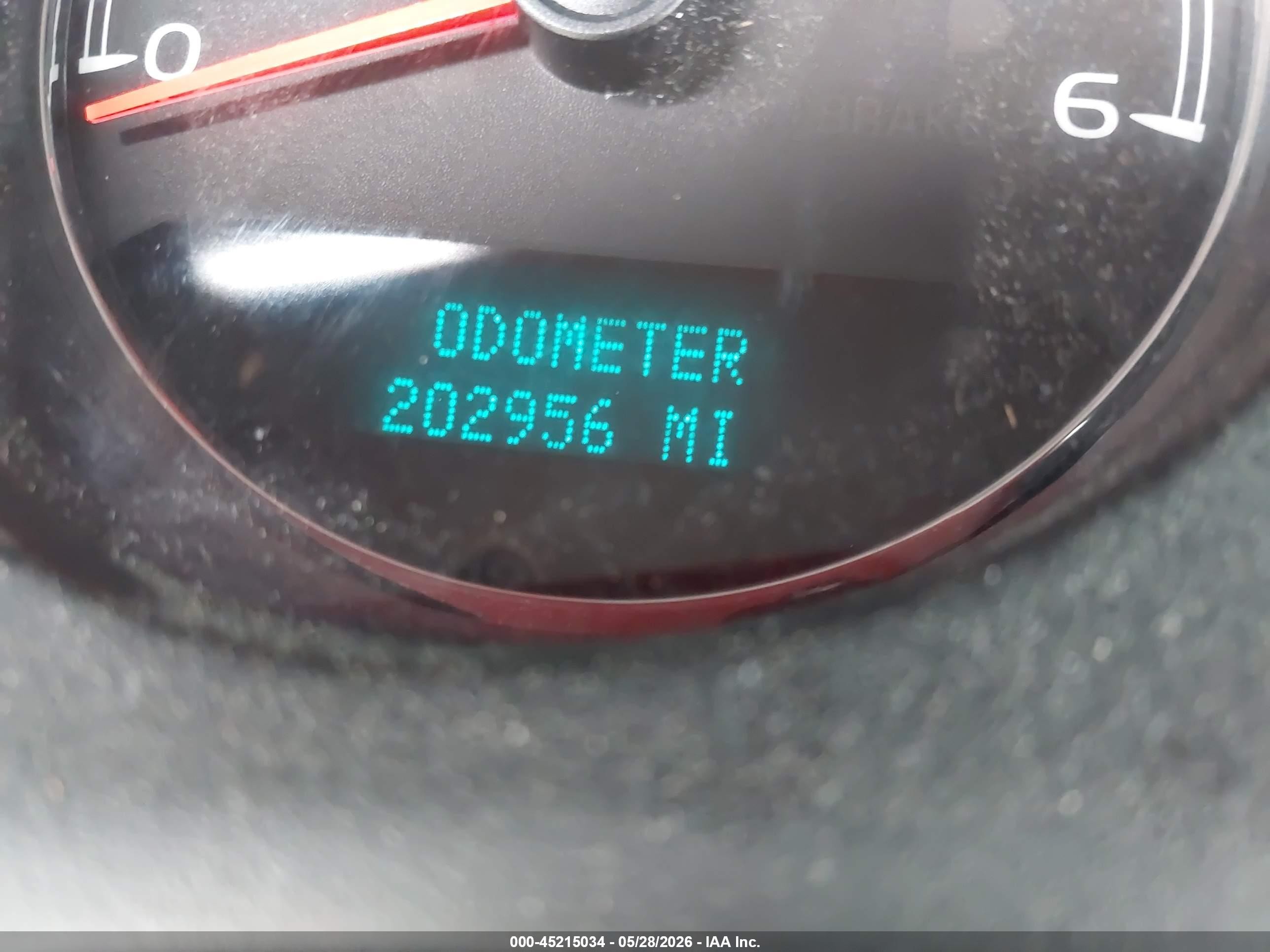 2013 Chevrolet Tahoe Ltz Красный vin: 1GNSCCE03DR221191