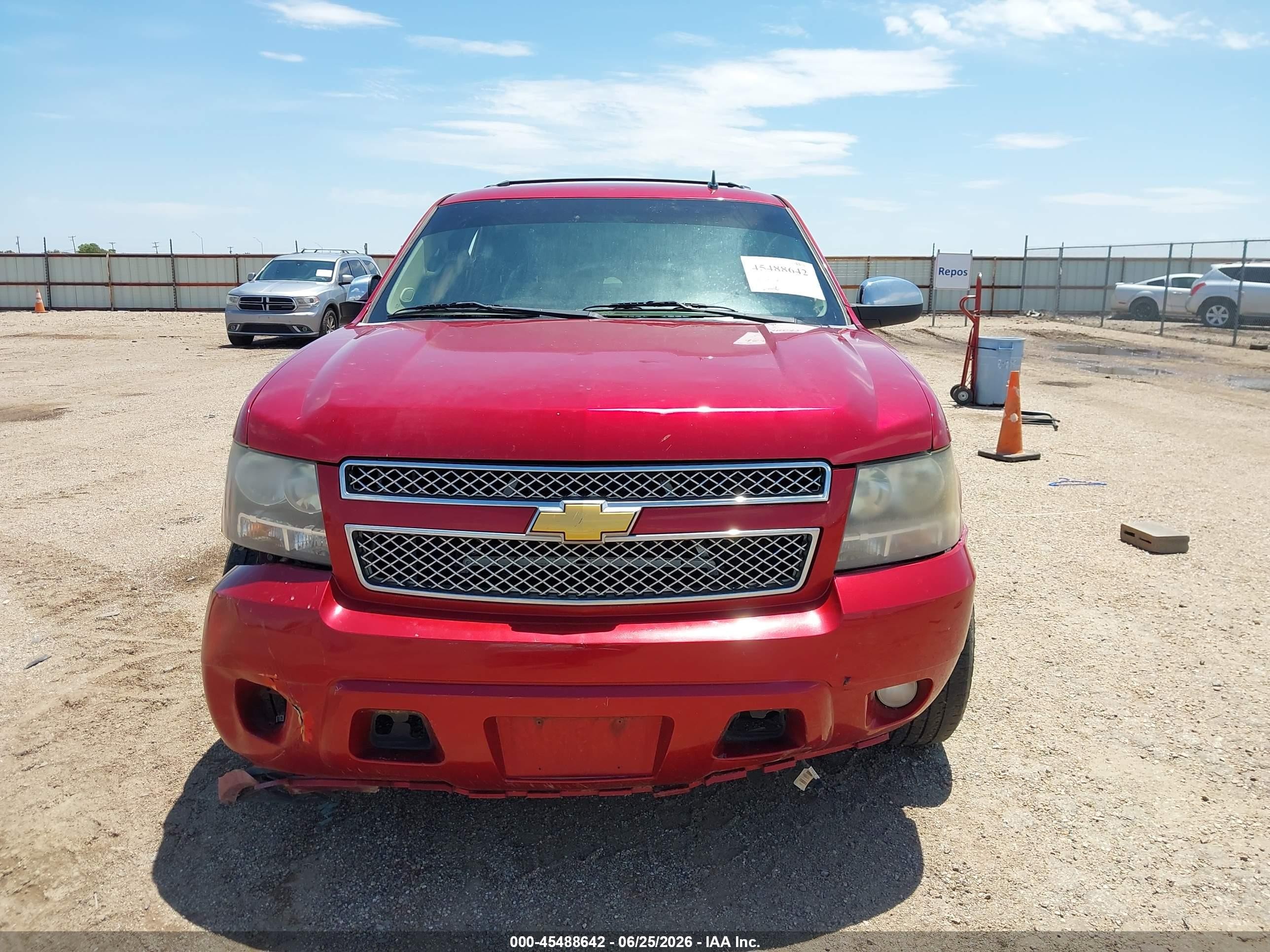 2014 Chevrolet Tahoe Ltz Red vin: 1GNSCCE04ER110215