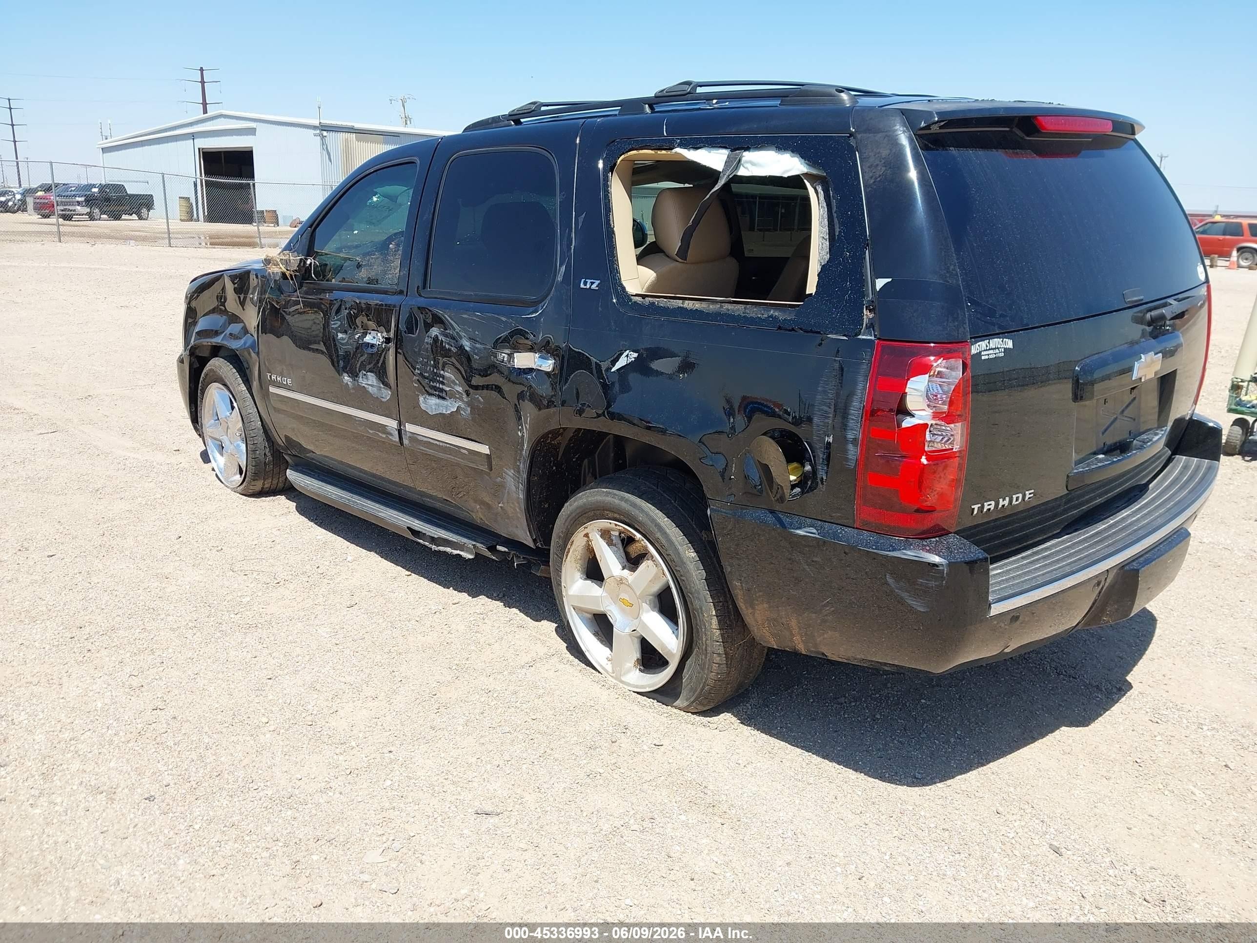 2011 Chevrolet Tahoe Ltz Black vin: 1GNSCCE05BR381229