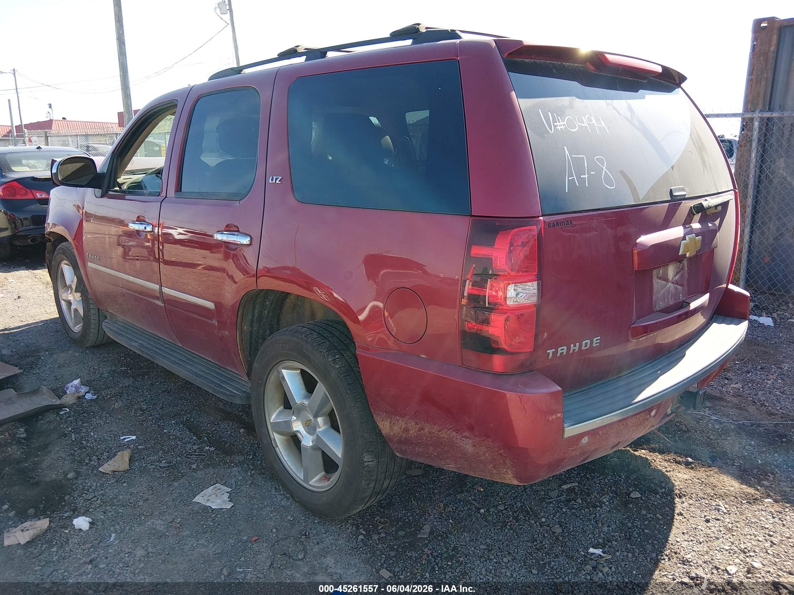 2014 Chevrolet Tahoe Ltz Burgundy vin: 1GNSCCE05ER190494