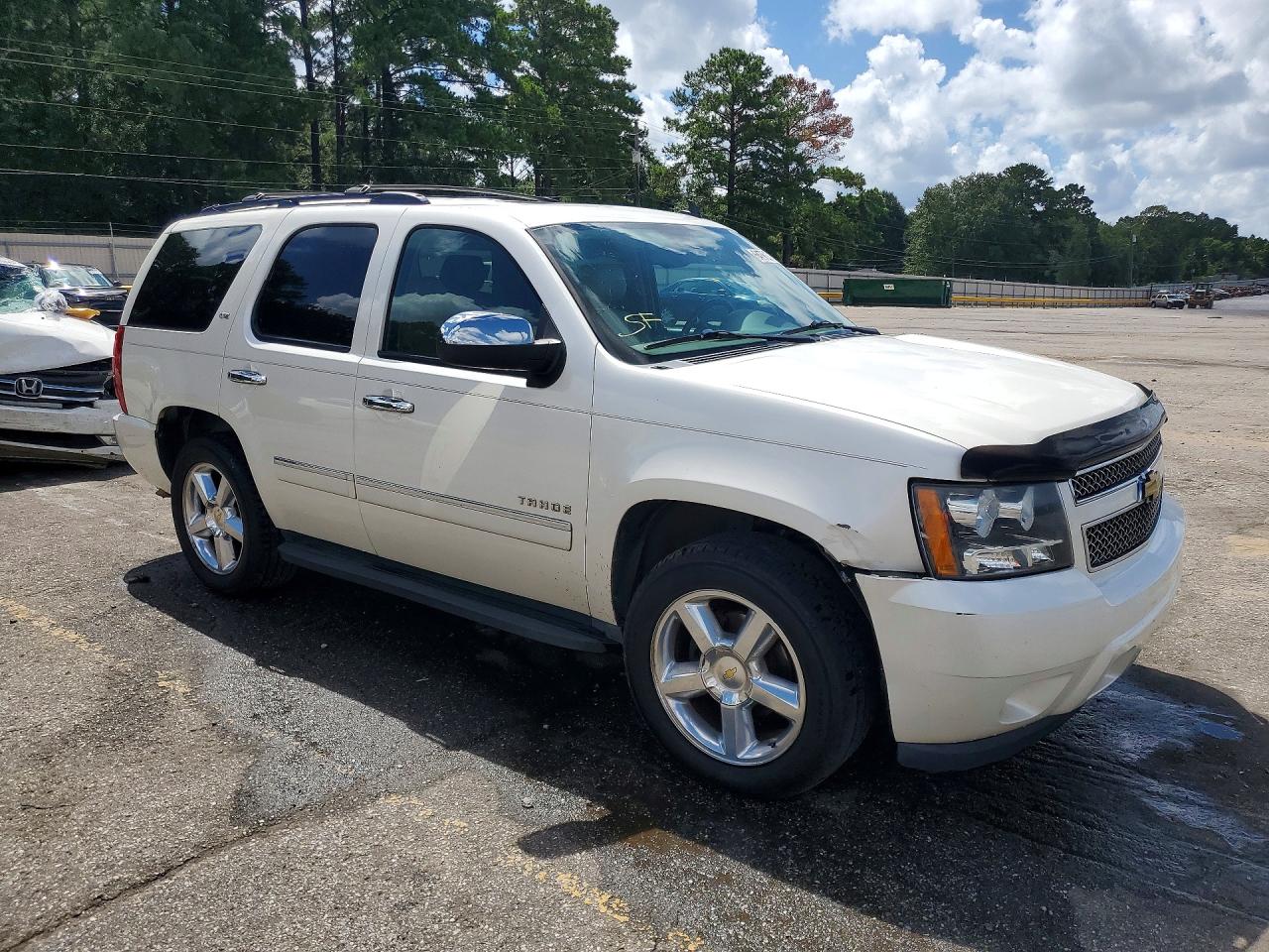 2013 Chevrolet Tahoe C1500 Ltz White vin: 1GNSCCE06DR198330