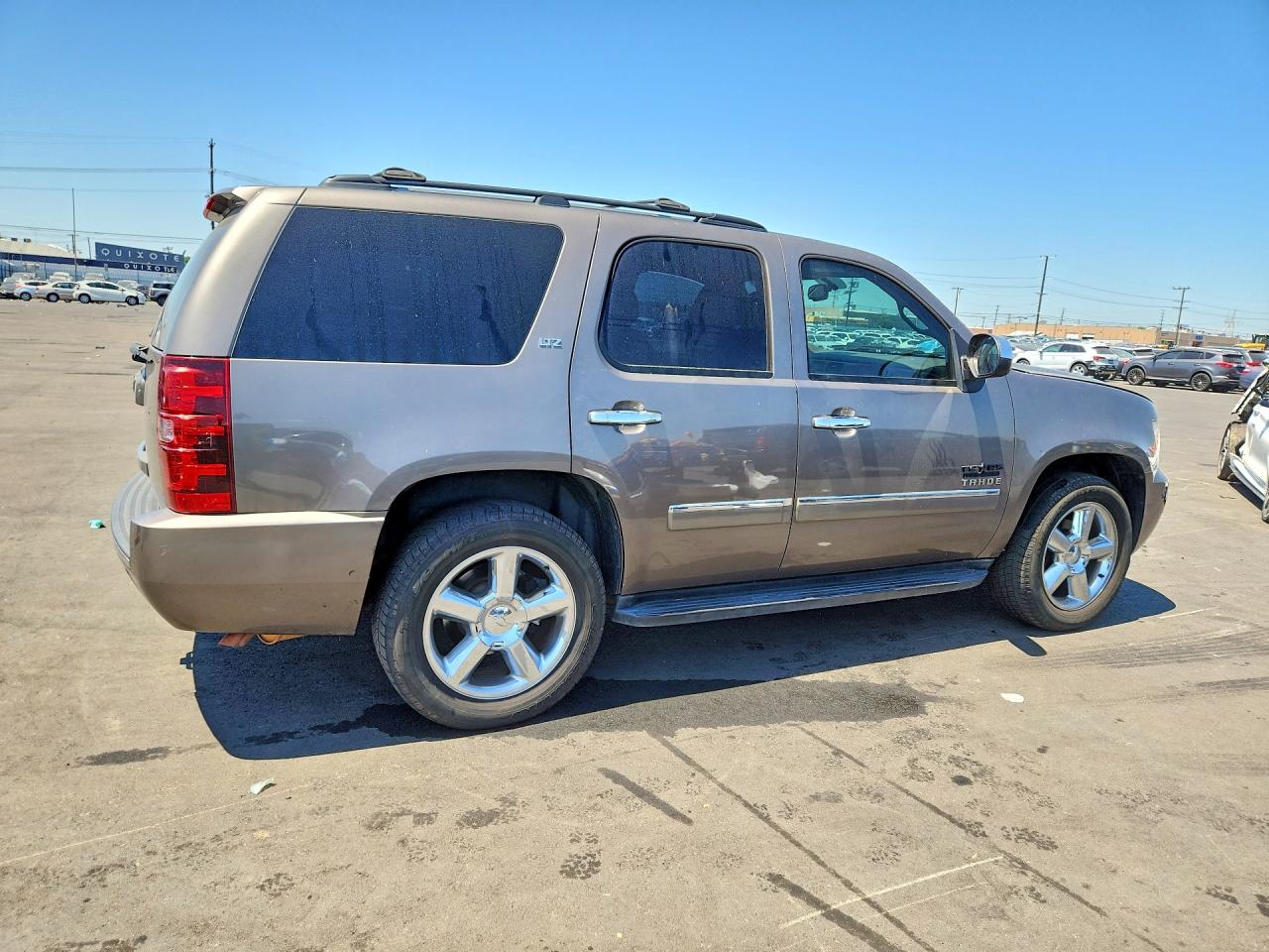 2013 Chevrolet Tahoe C1500 Ltz Gray vin: 1GNSCCE07DR156443