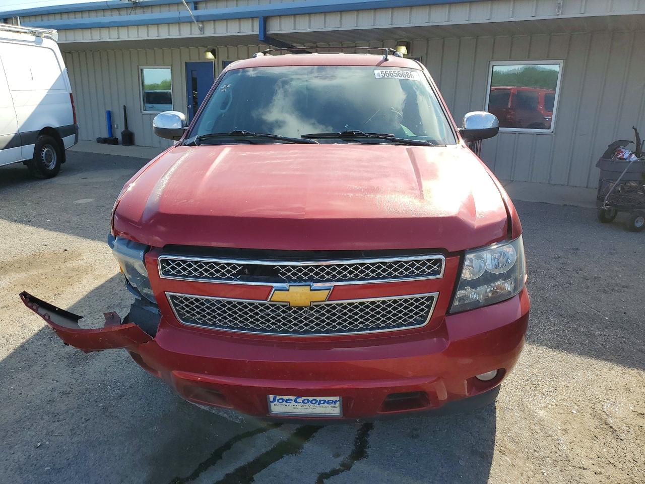 2013 Chevrolet Tahoe C1500 Ltz Красный vin: 1GNSCCE09DR373329