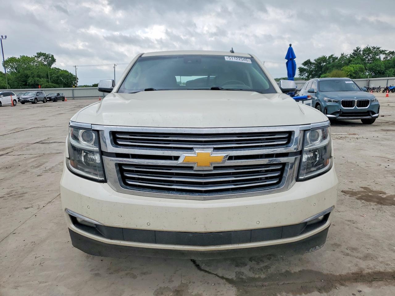 2015 Chevrolet Tahoe C1500 Ltz Белый vin: 1GNSCCKC0FR299865