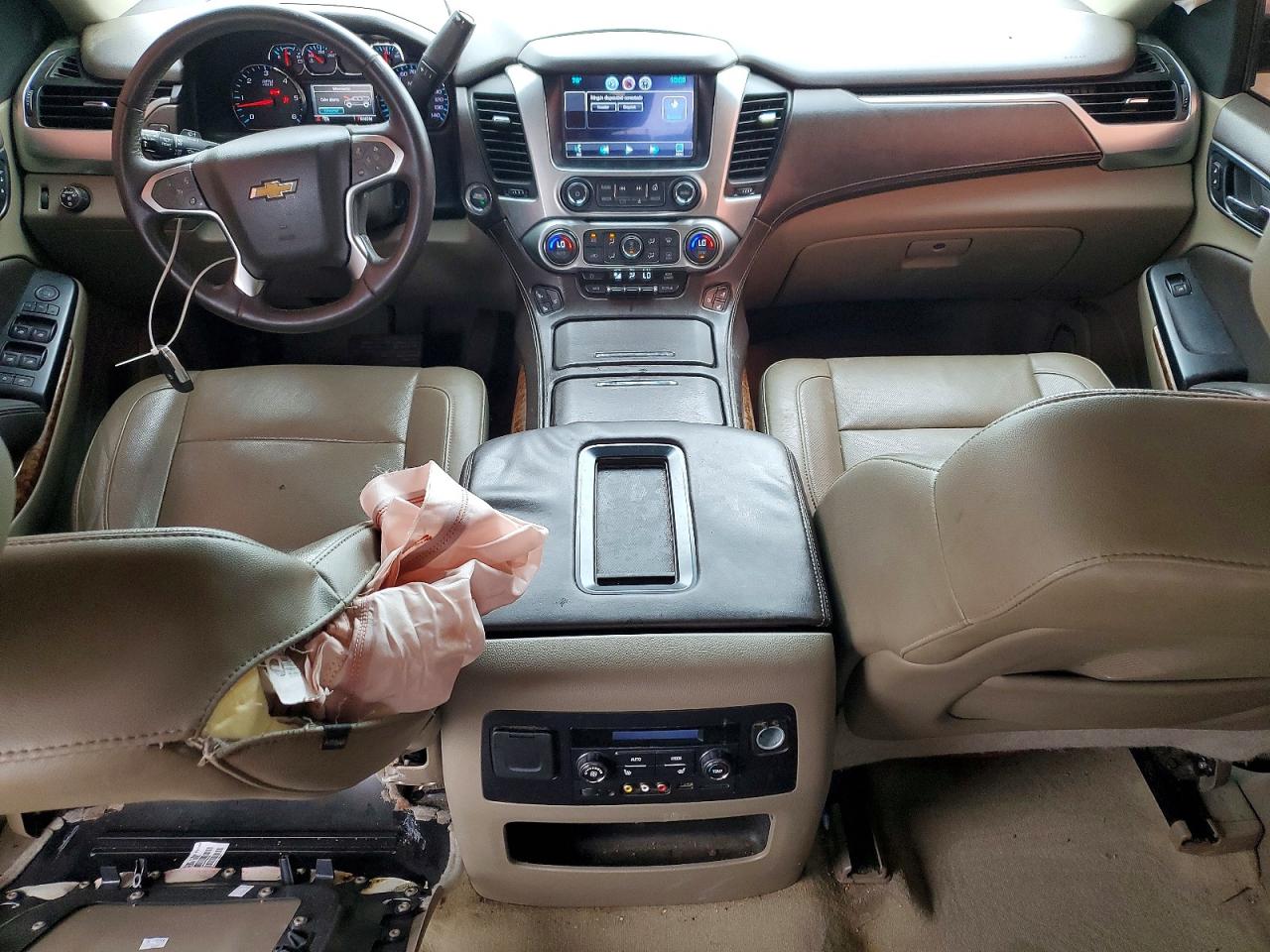 2015 Chevrolet Tahoe C1500 Ltz Белый vin: 1GNSCCKC0FR299865