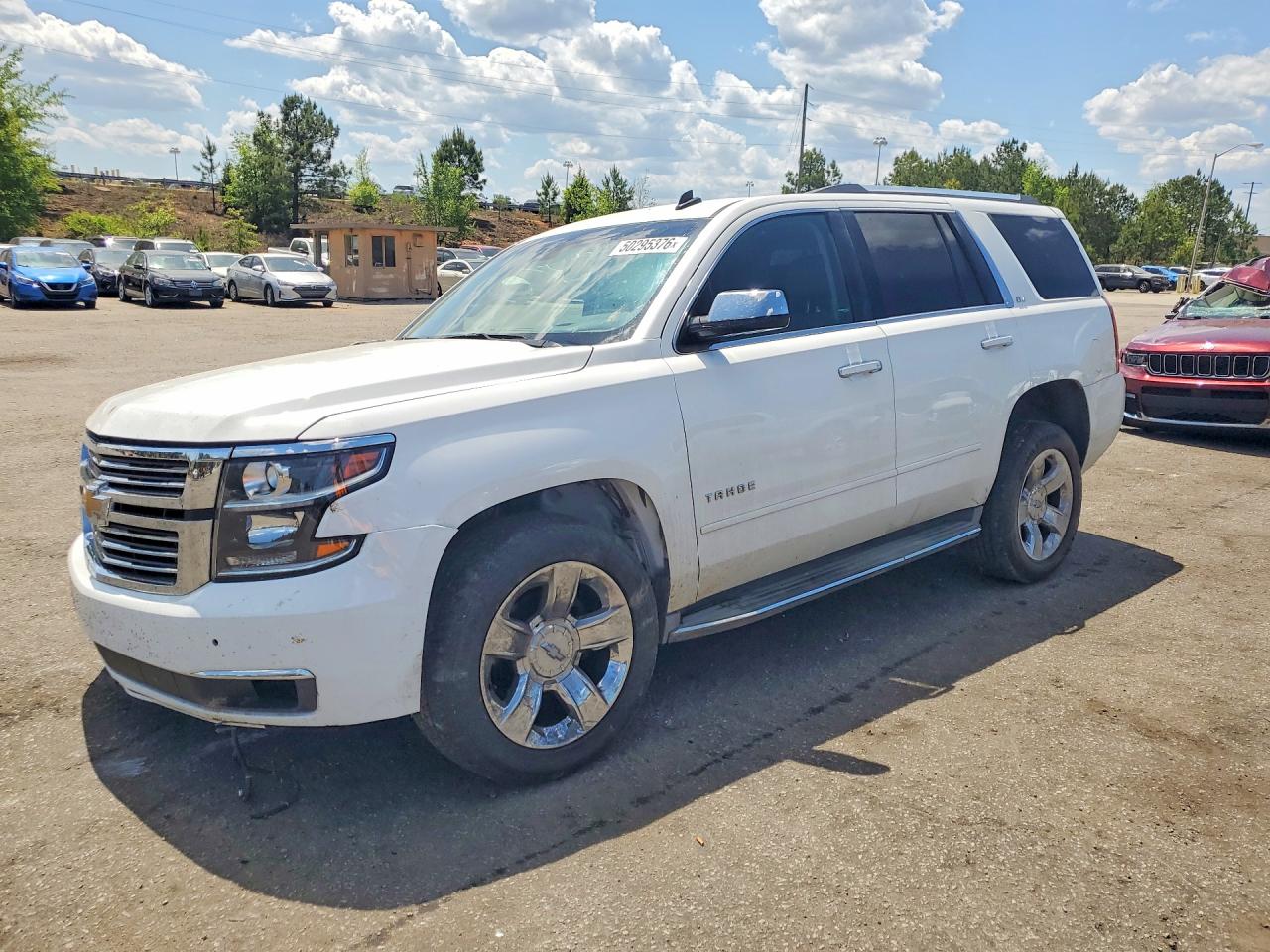 2015 Chevrolet Tahoe C1500 Ltz Белый vin: 1GNSCCKC1FR101908