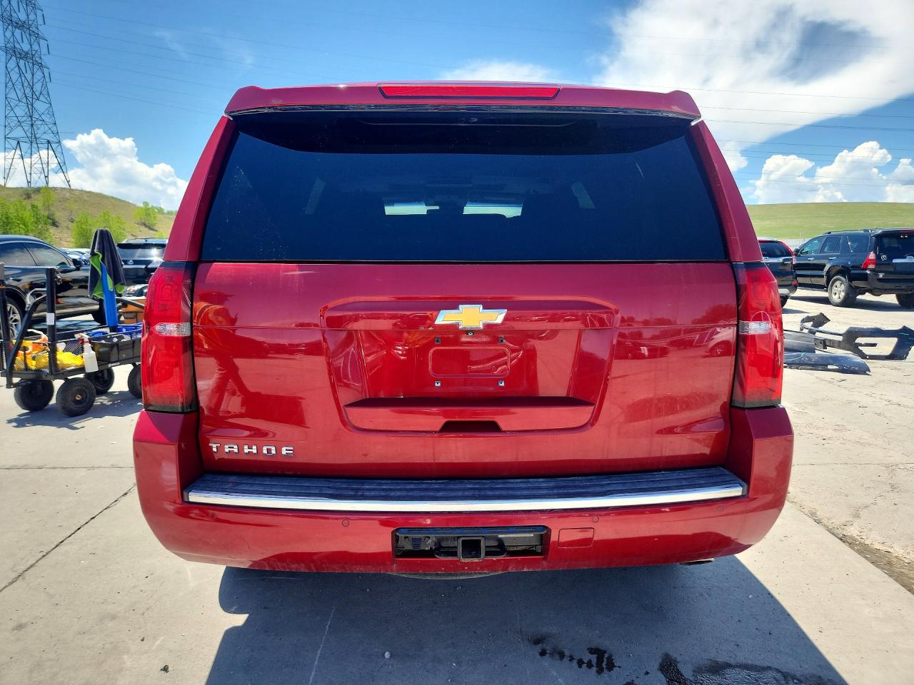 2015 Chevrolet Tahoe C1500 Ltz Red vin: 1GNSCCKC1FR110978
