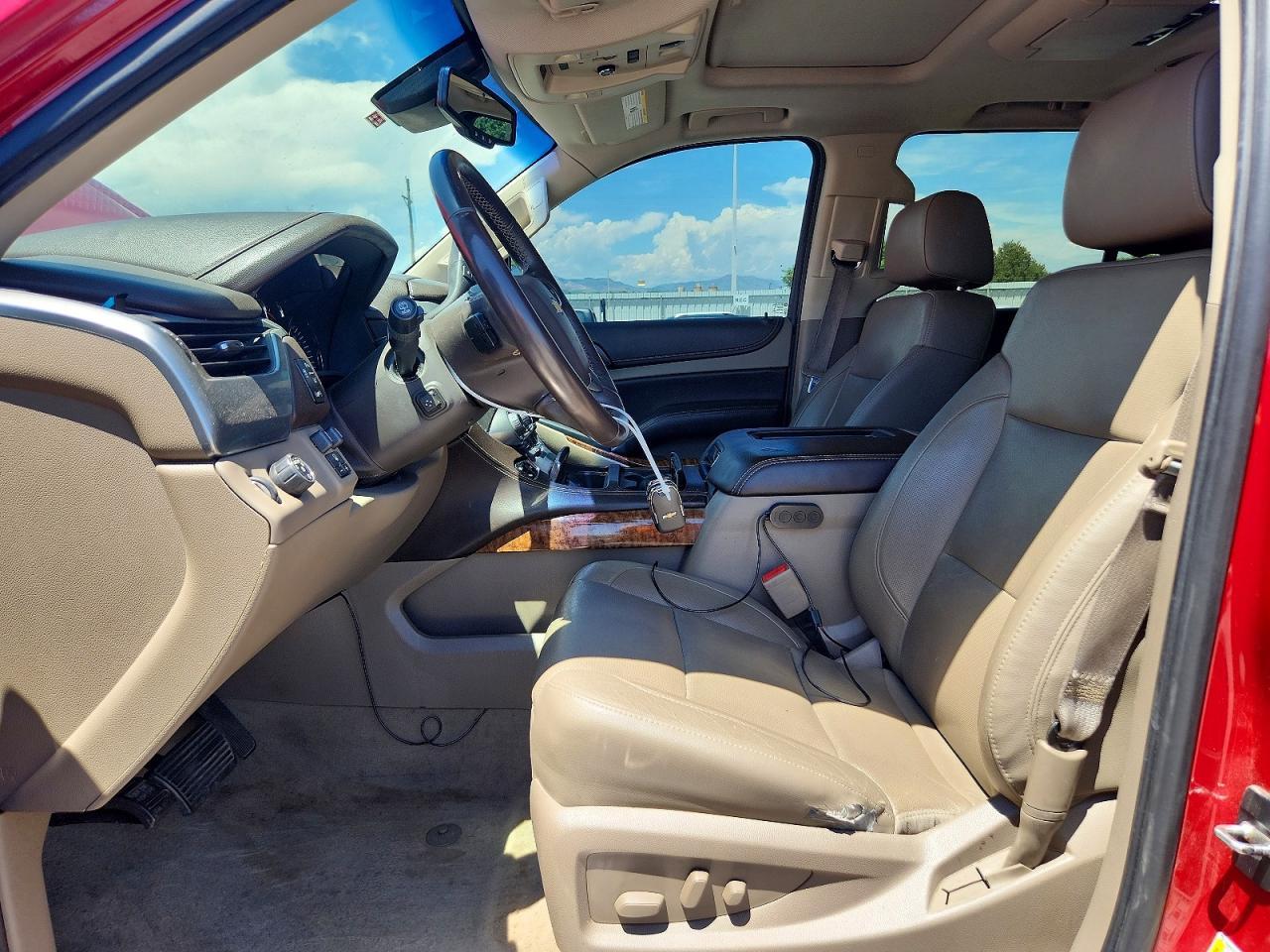 2015 Chevrolet Tahoe C1500 Ltz Red vin: 1GNSCCKC1FR110978