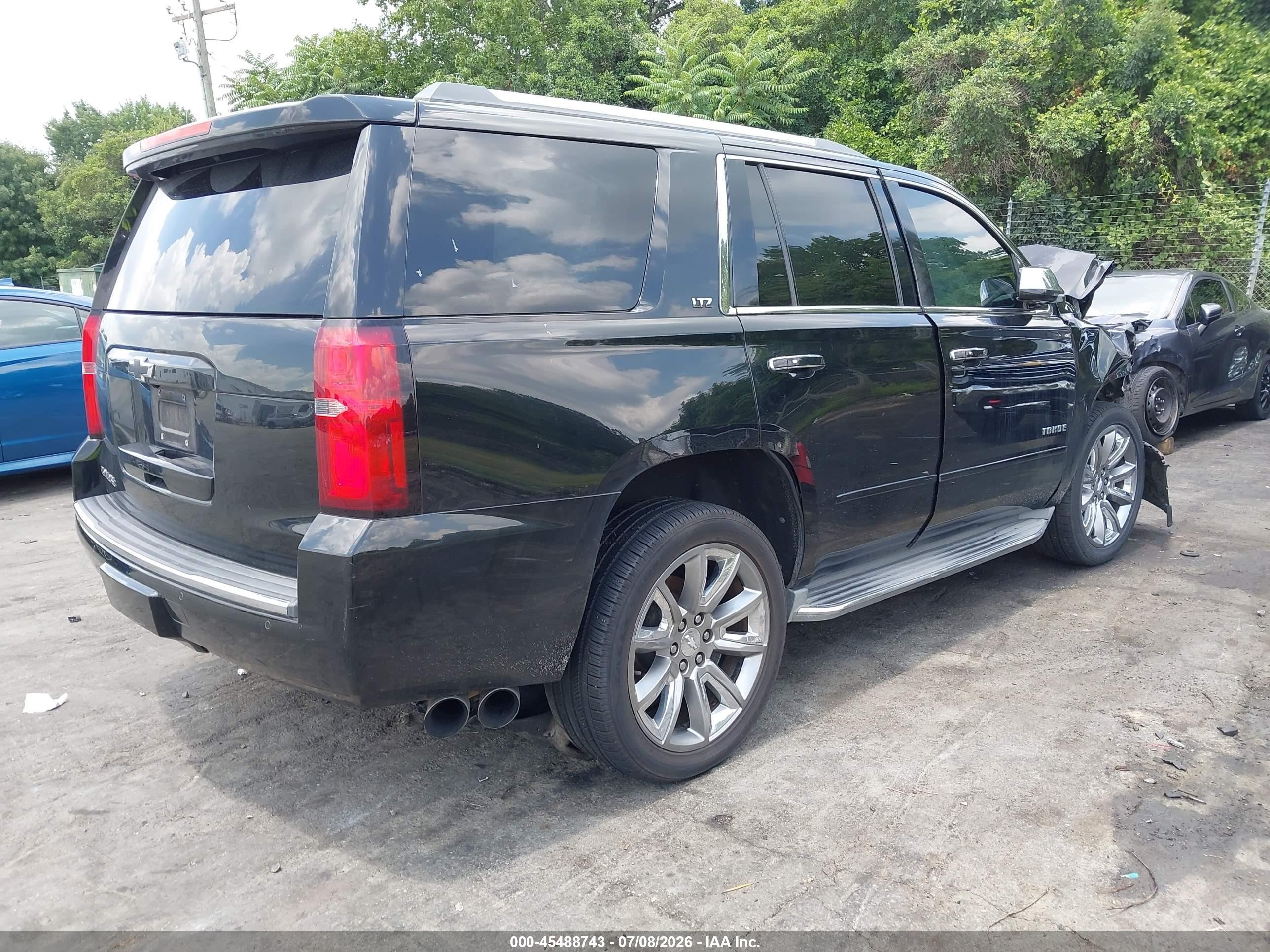 2015 Chevrolet Tahoe Ltz Black vin: 1GNSCCKC1FR246057