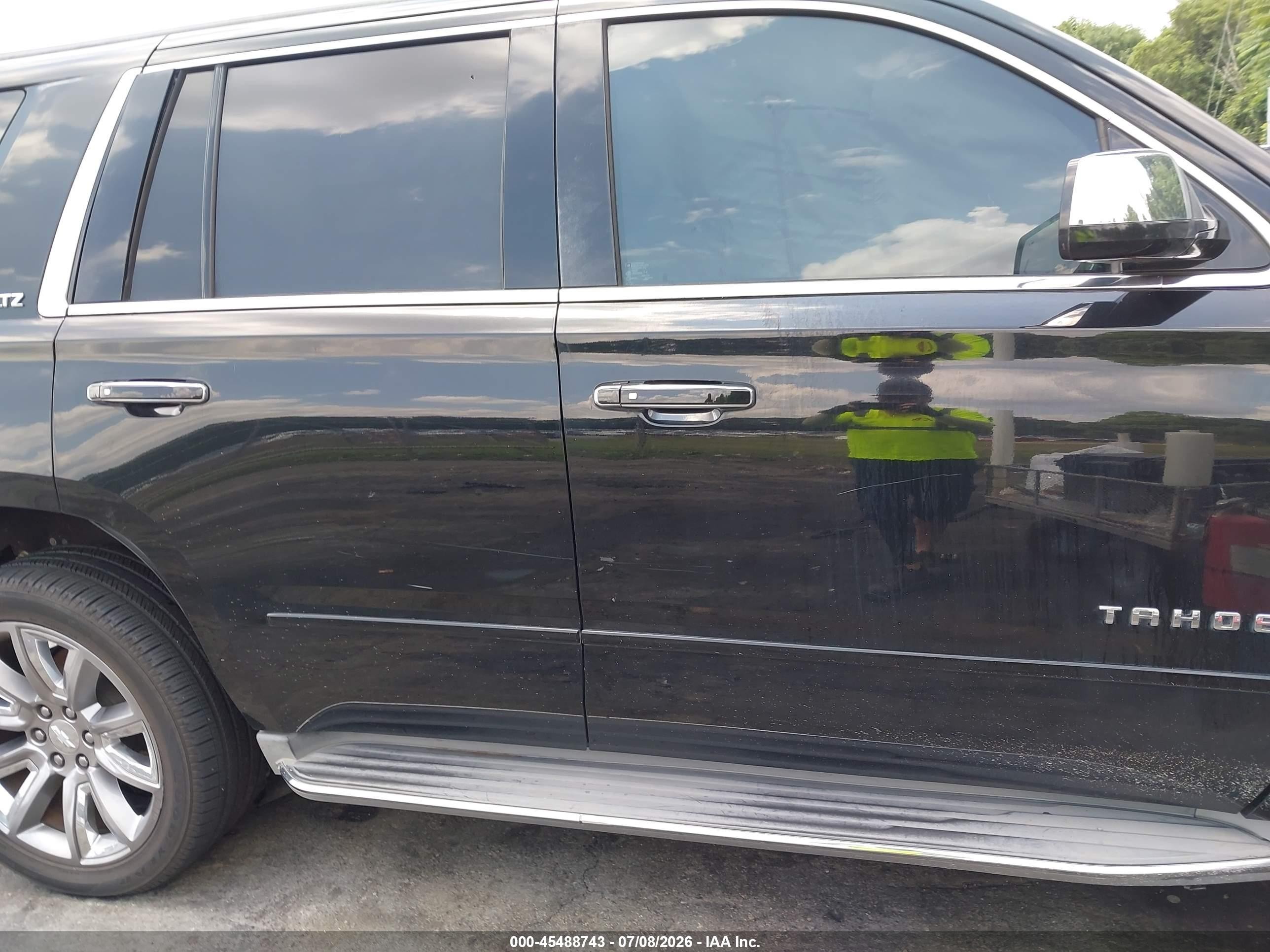 2015 Chevrolet Tahoe Ltz Black vin: 1GNSCCKC1FR246057