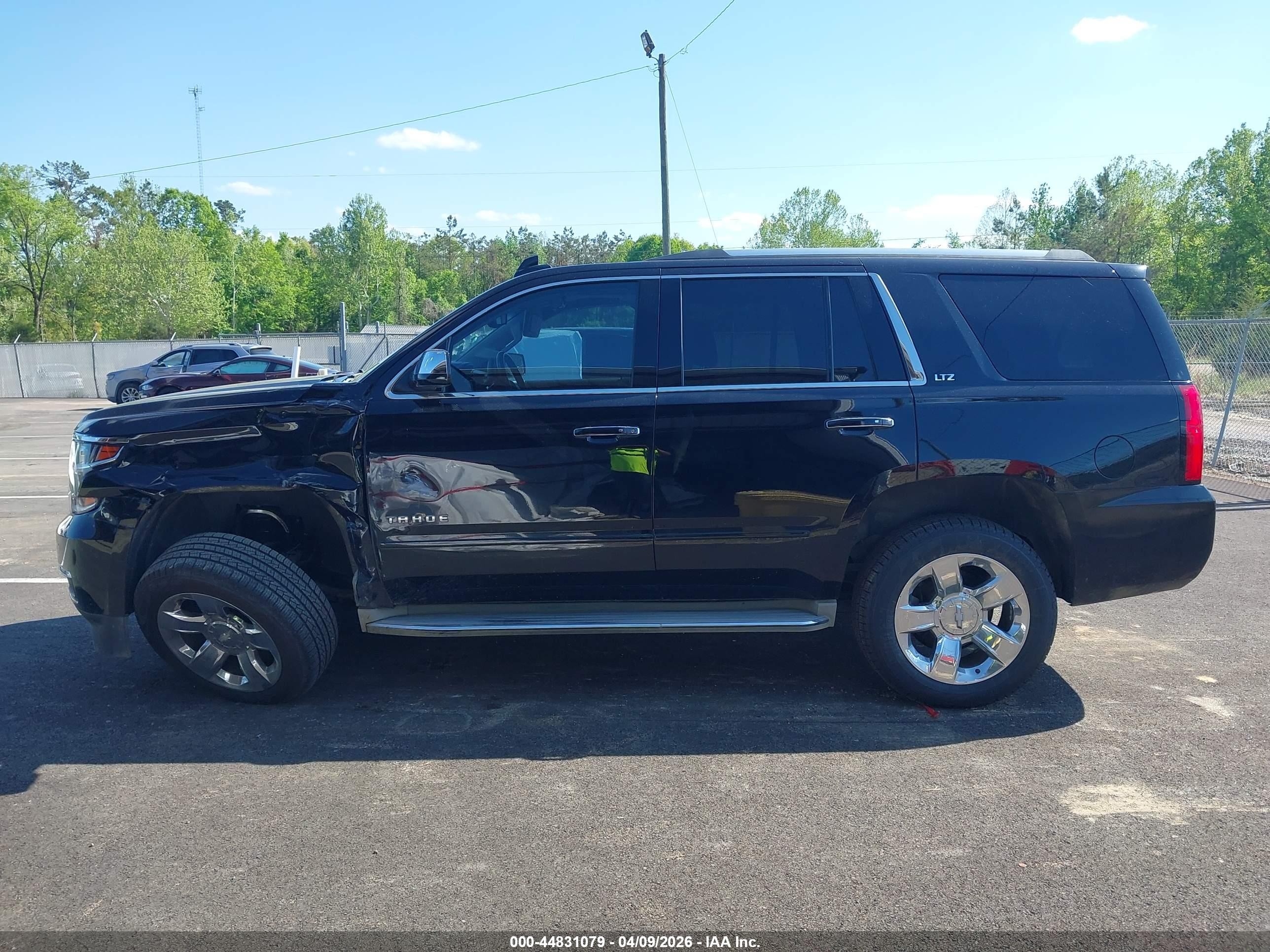 2015 Chevrolet Tahoe Ltz Black vin: 1GNSCCKC1FR504951