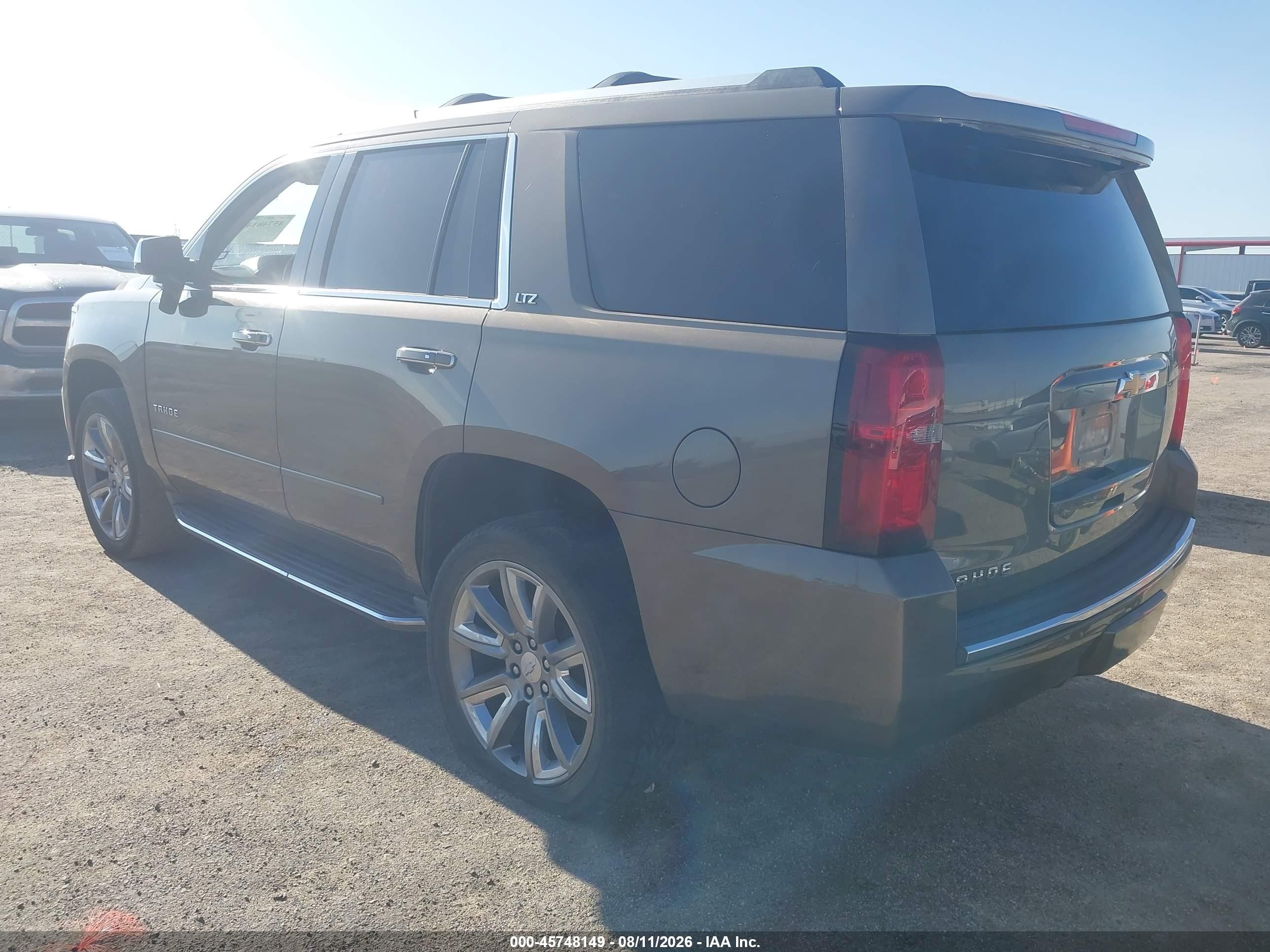 2015 Chevrolet Tahoe Ltz Коричневый vin: 1GNSCCKC1FR596529