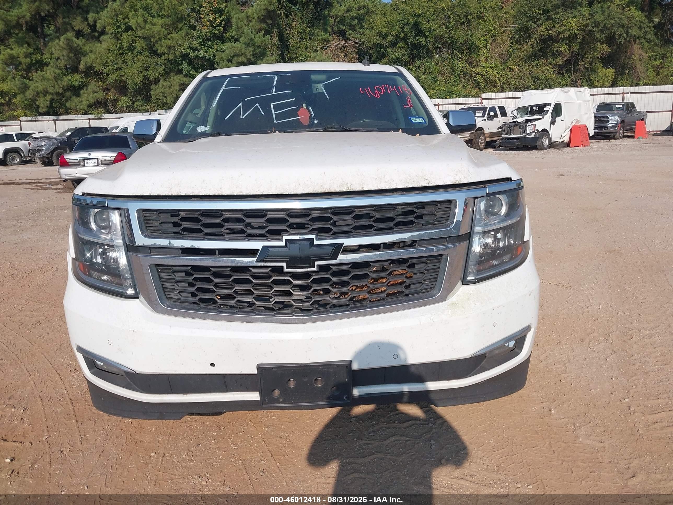 2015 Chevrolet Tahoe Ltz Белый vin: 1GNSCCKC2FR174317