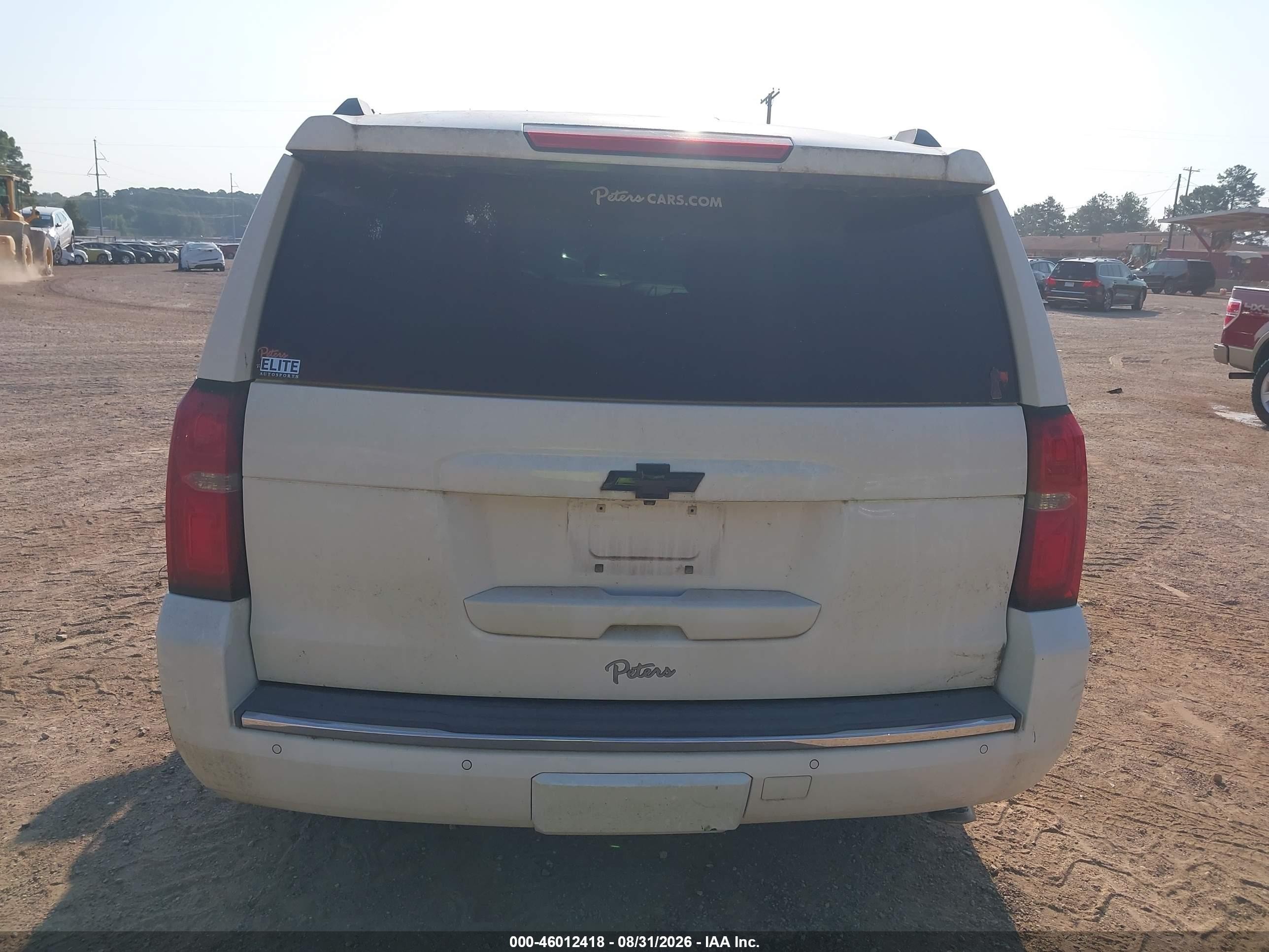 2015 Chevrolet Tahoe Ltz Белый vin: 1GNSCCKC2FR174317