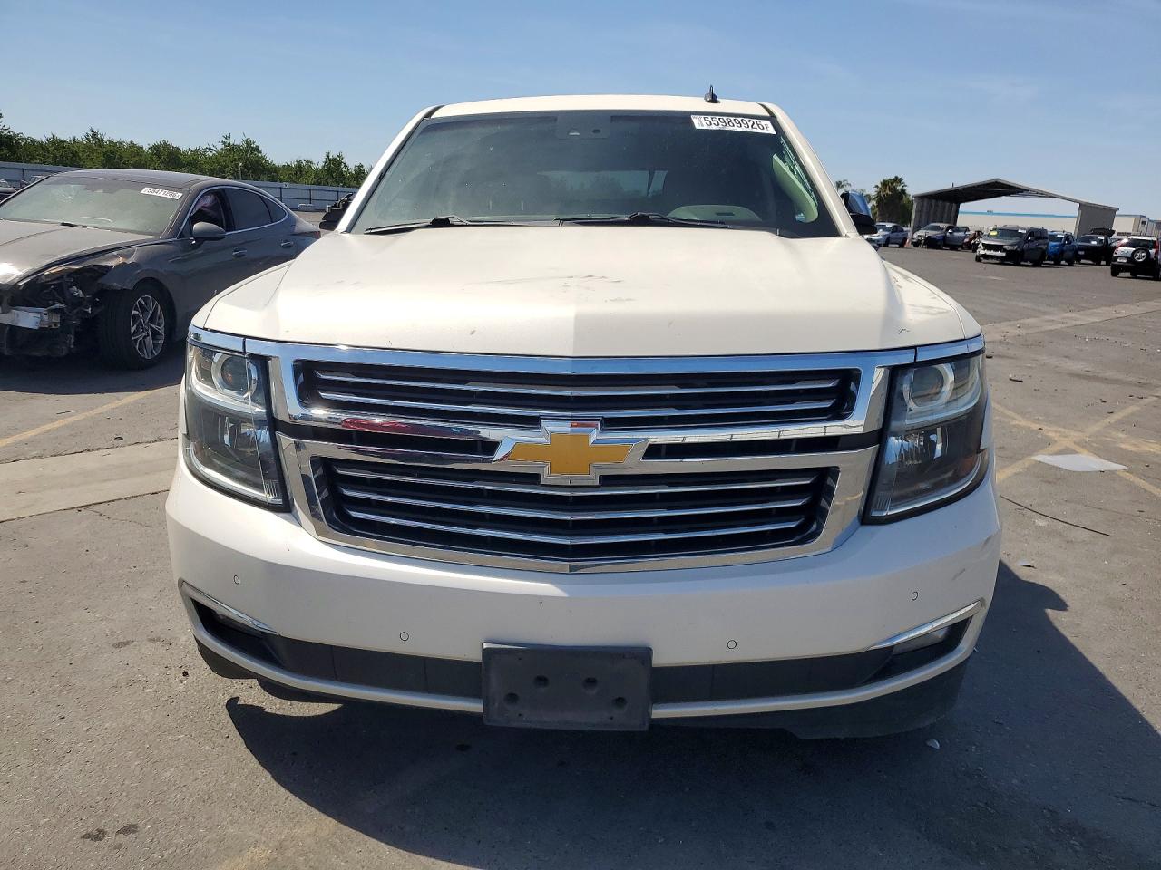 2015 Chevrolet Tahoe C1500 Ltz Белый vin: 1GNSCCKC3FR159227