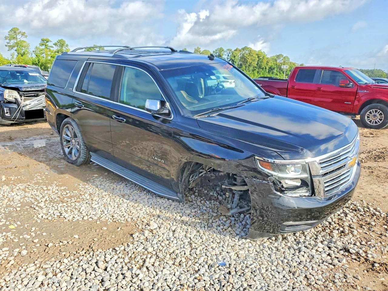 2015 Chevrolet Tahoe C1500 Ltz Черный vin: 1GNSCCKC3FR200763