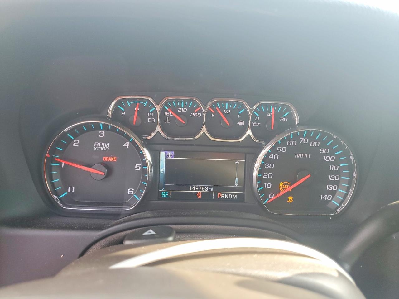 2015 Chevrolet Tahoe C1500 Ltz Cream vin: 1GNSCCKC3FR672610