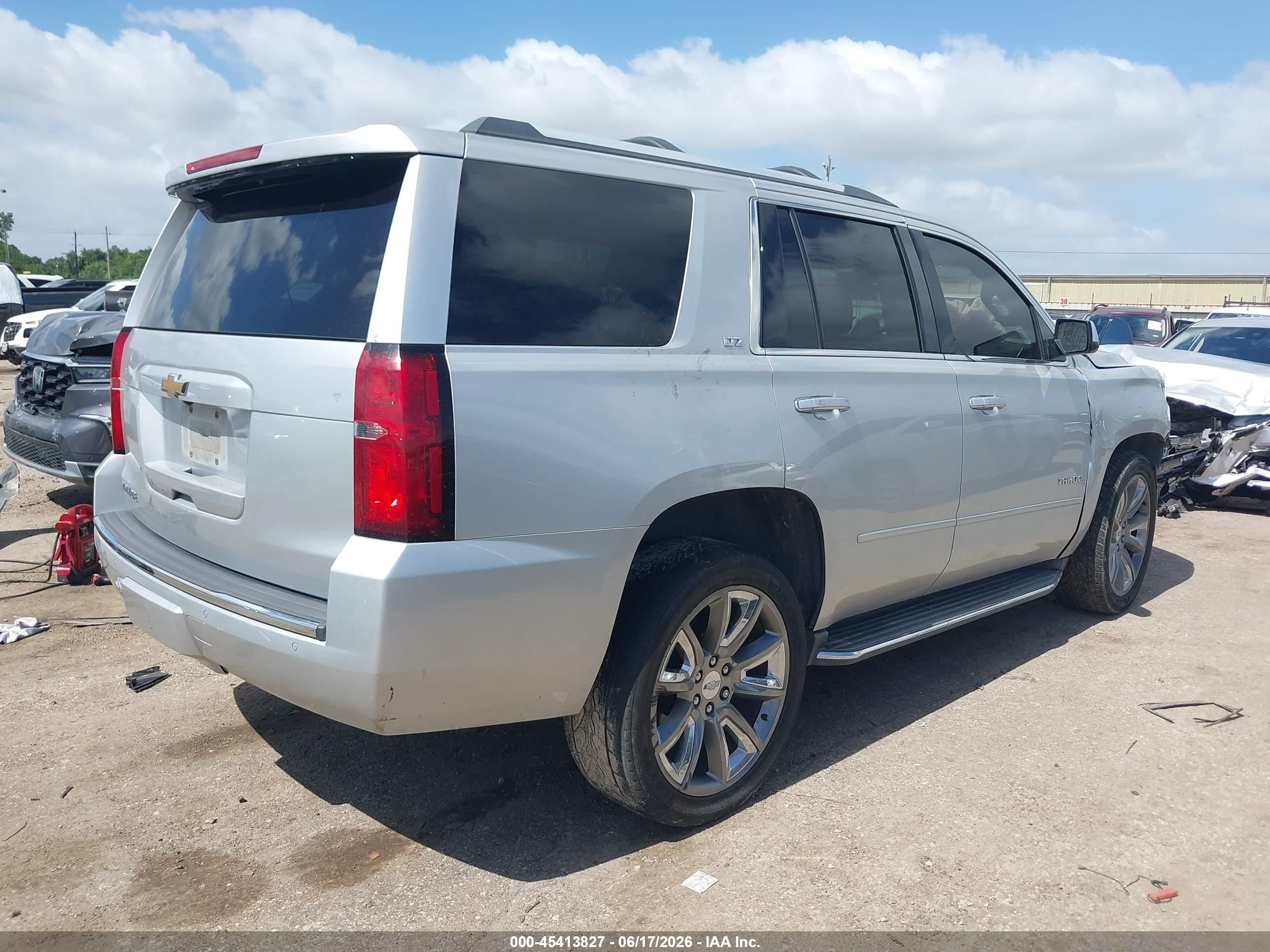 2015 Chevrolet Tahoe Ltz Silver vin: 1GNSCCKC3FR714872