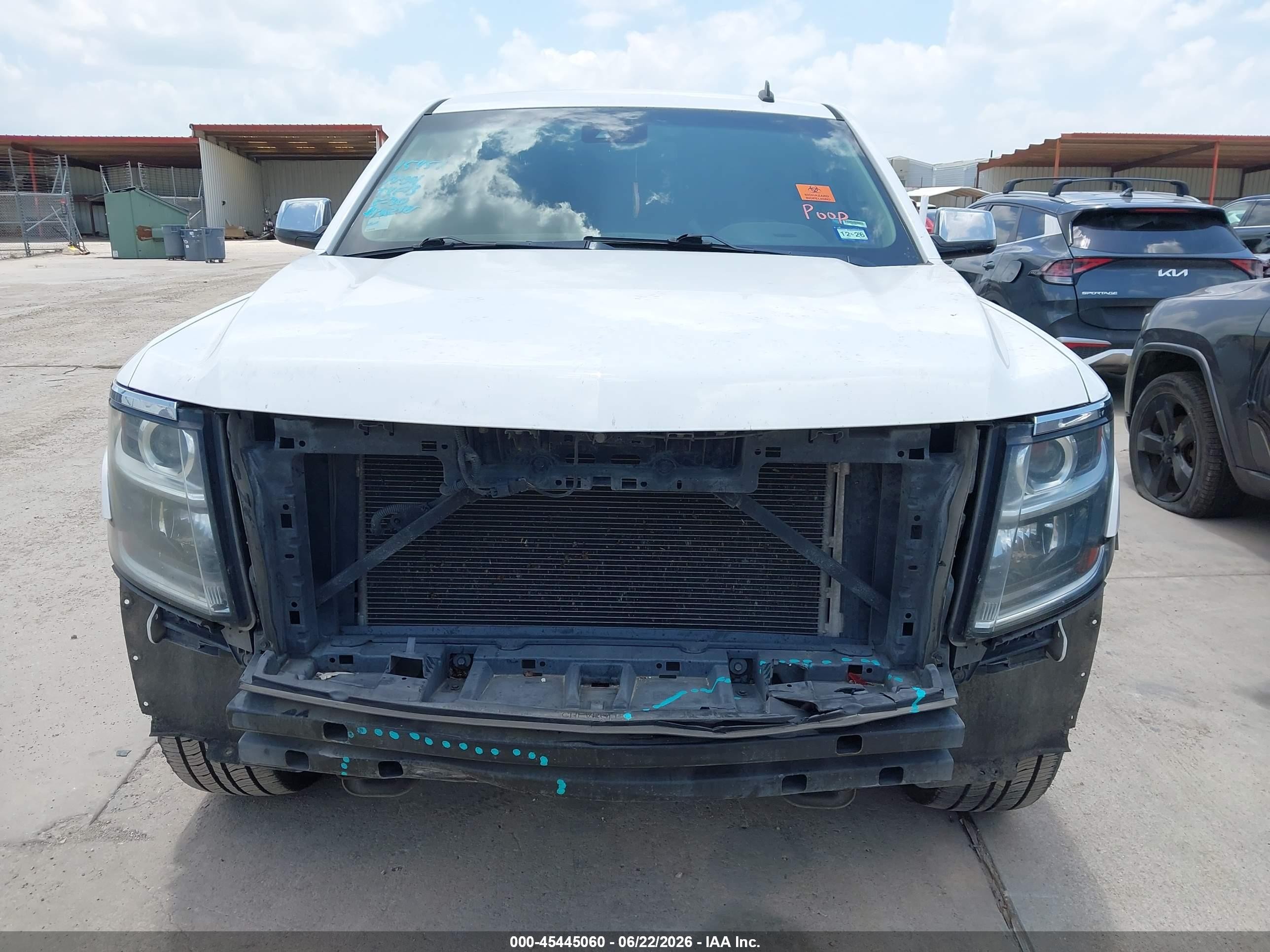 2015 Chevrolet Tahoe Ltz White vin: 1GNSCCKC4FR303299