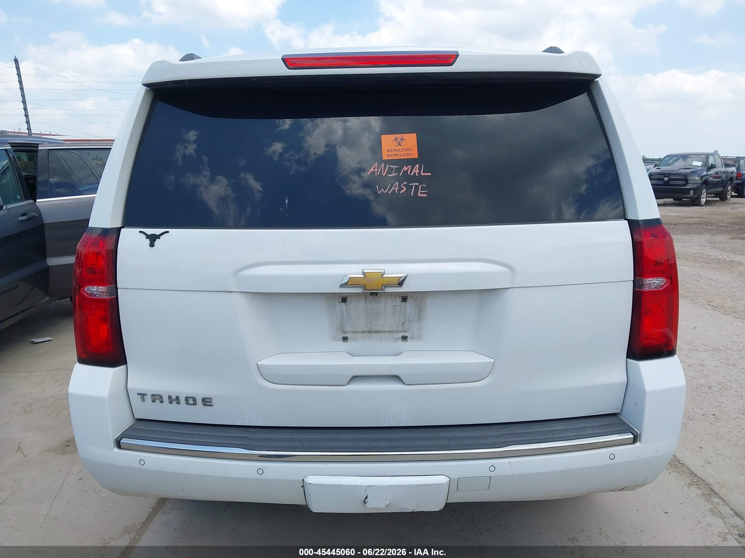 2015 Chevrolet Tahoe Ltz White vin: 1GNSCCKC4FR303299