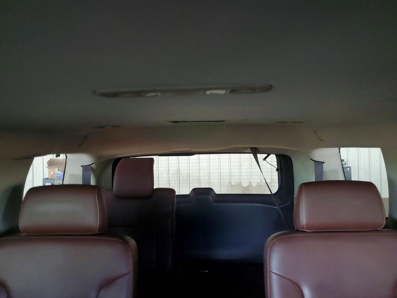 2015 Chevrolet Tahoe C1500 Ltz Белый vin: 1GNSCCKC4FR627630
