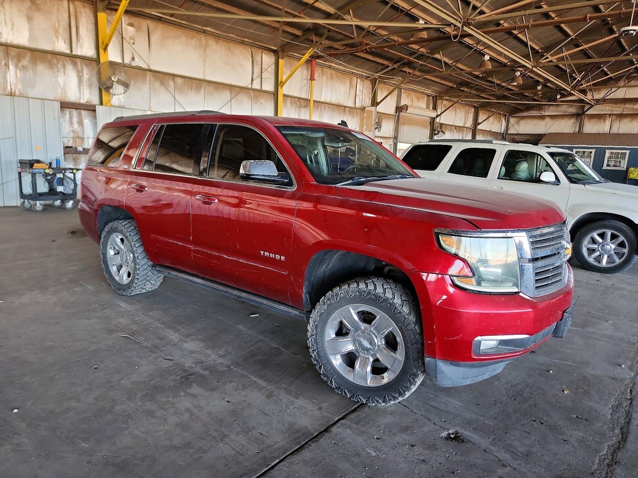 2015 Chevrolet Tahoe C1500 Ltz Red vin: 1GNSCCKC5FR166910