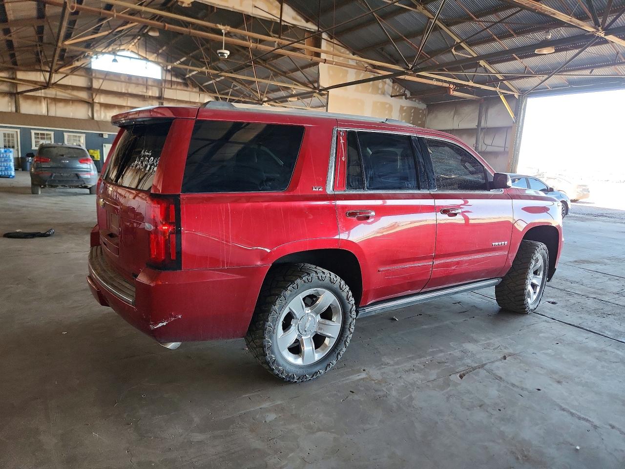 2015 Chevrolet Tahoe C1500 Ltz Red vin: 1GNSCCKC5FR166910