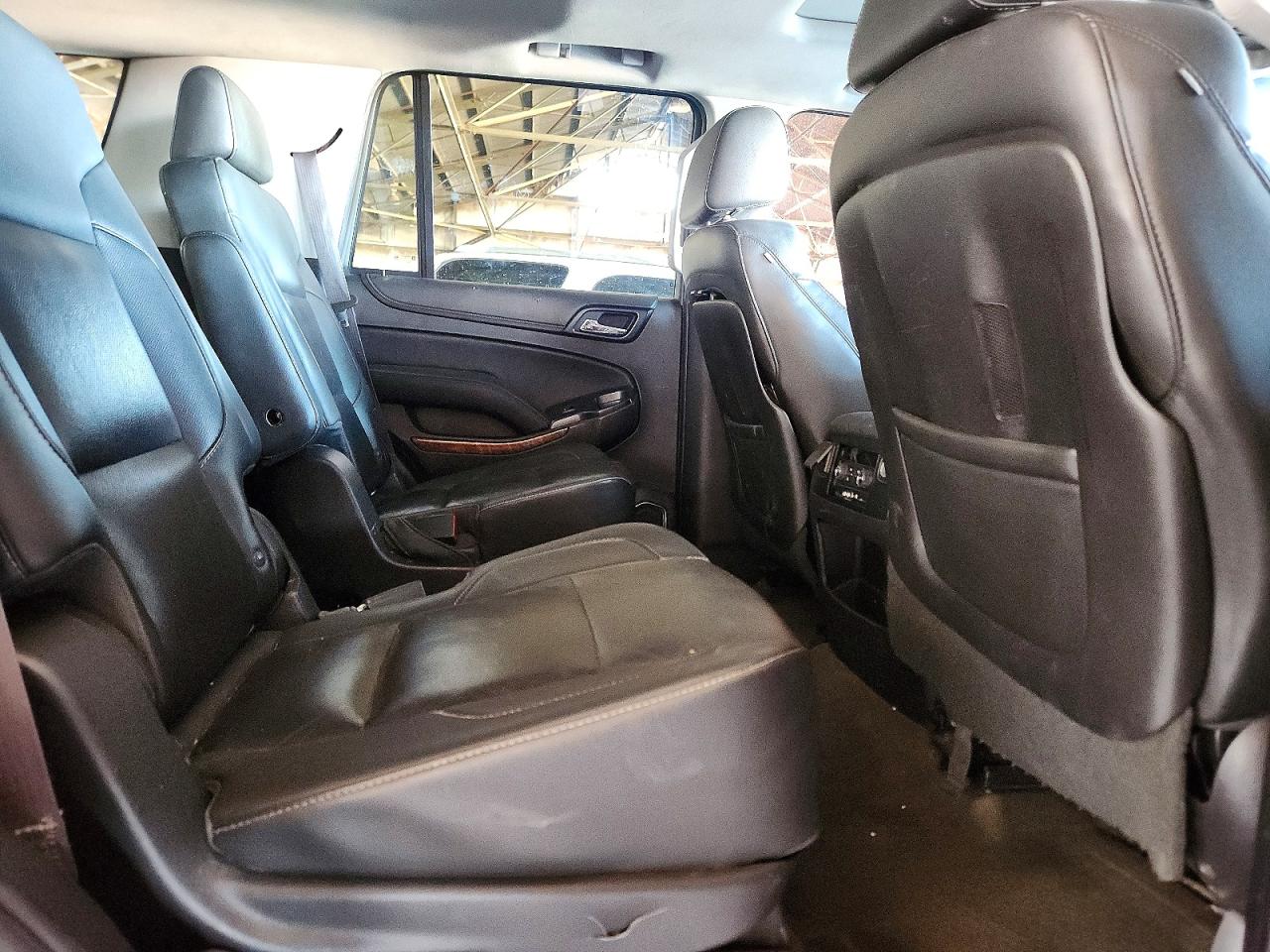 2015 Chevrolet Tahoe C1500 Ltz Red vin: 1GNSCCKC5FR166910