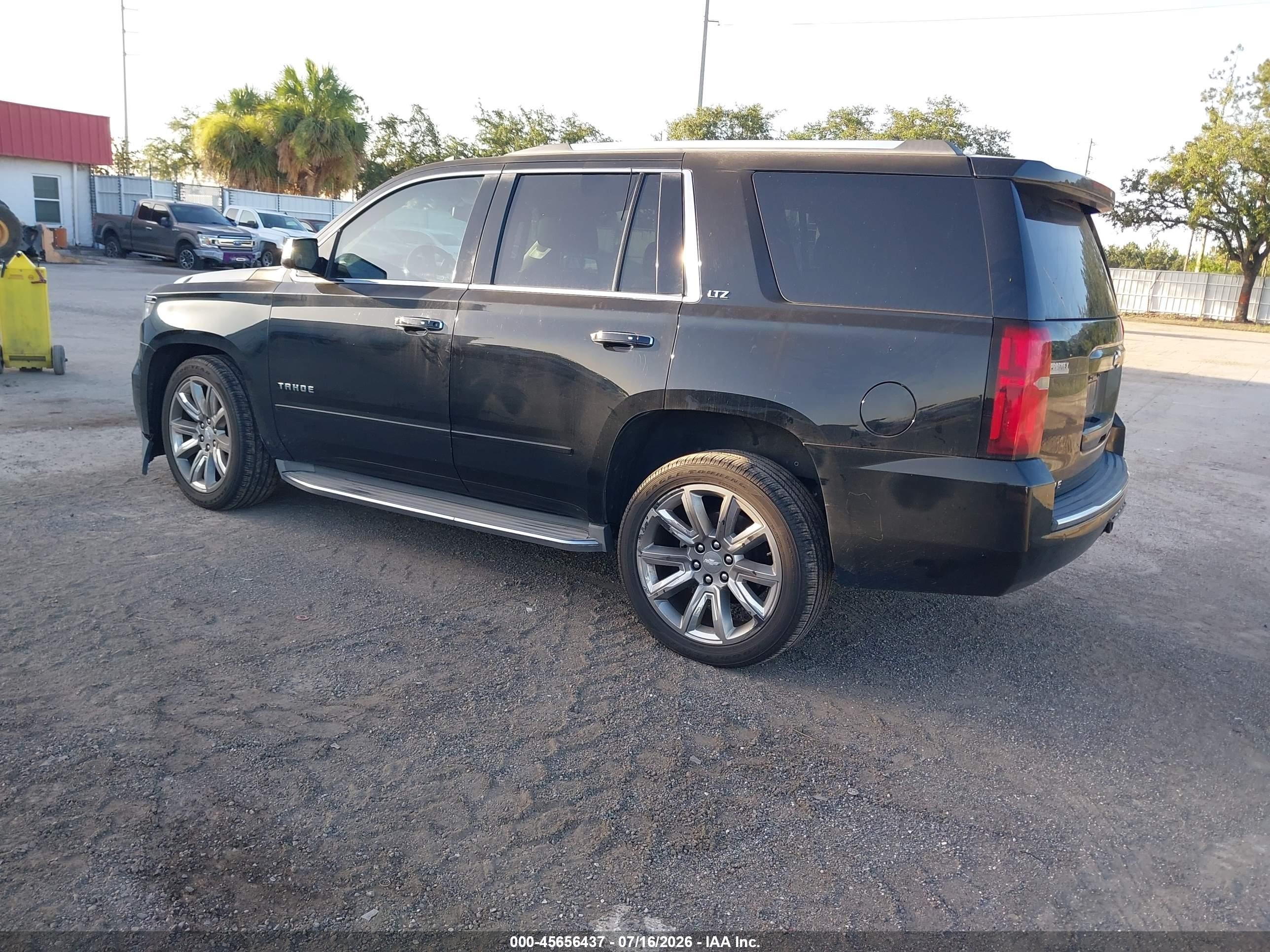 2015 Chevrolet Tahoe Ltz Black vin: 1GNSCCKC5FR271902