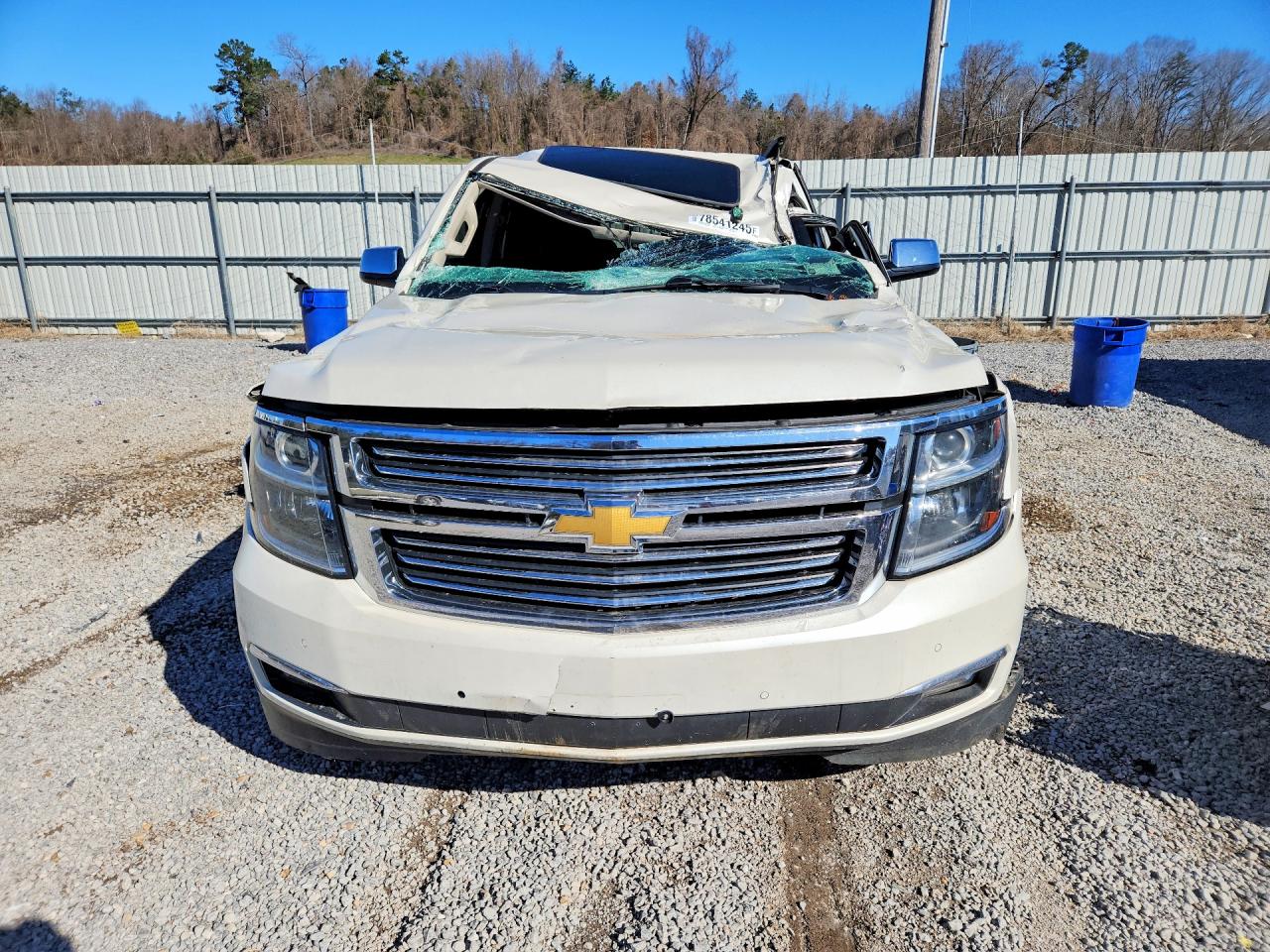 2015 Chevrolet Tahoe C1500 Ltz White vin: 1GNSCCKC5FR275691