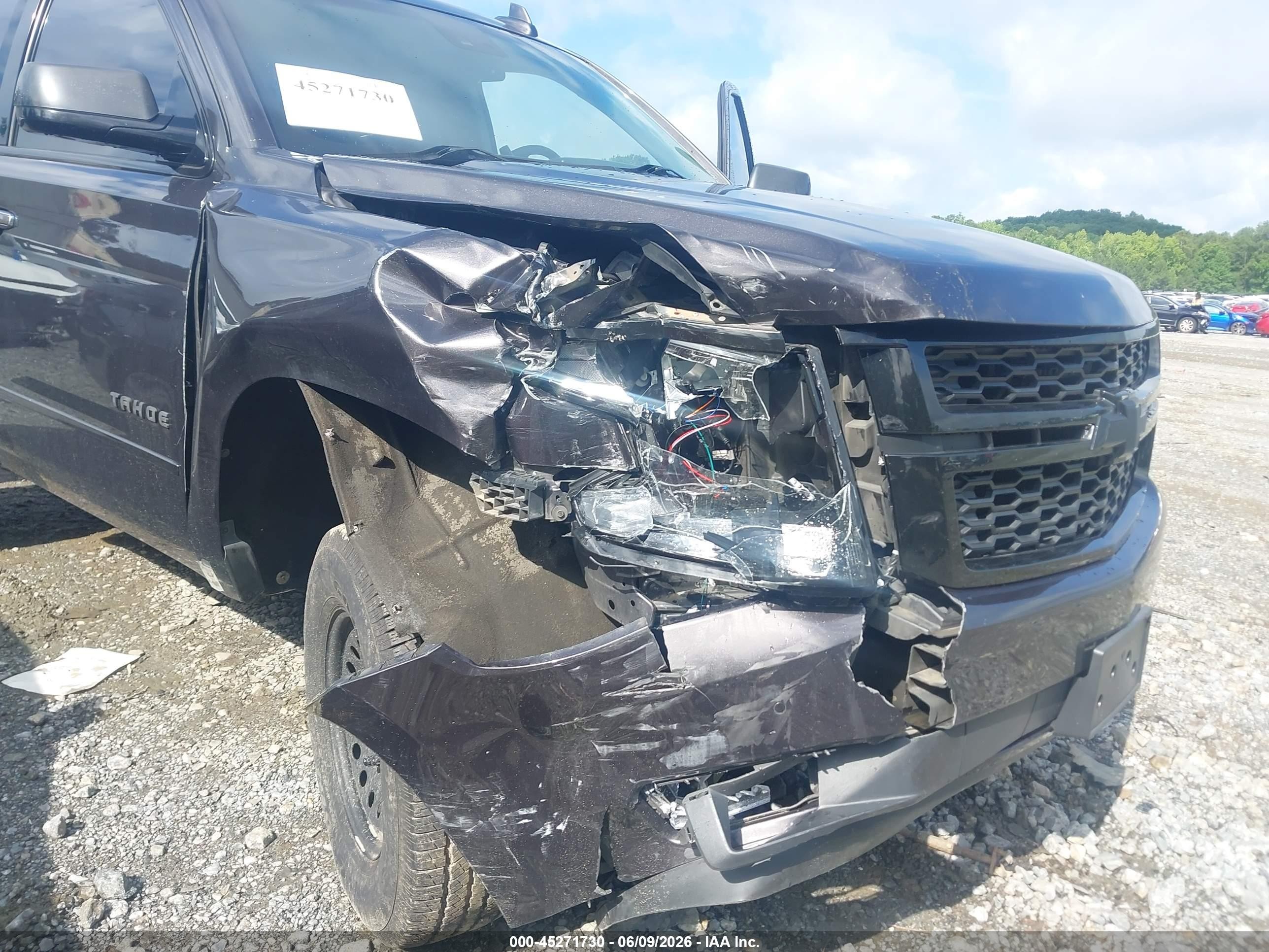 2015 Chevrolet Tahoe Ltz Gray vin: 1GNSCCKC5FR601070