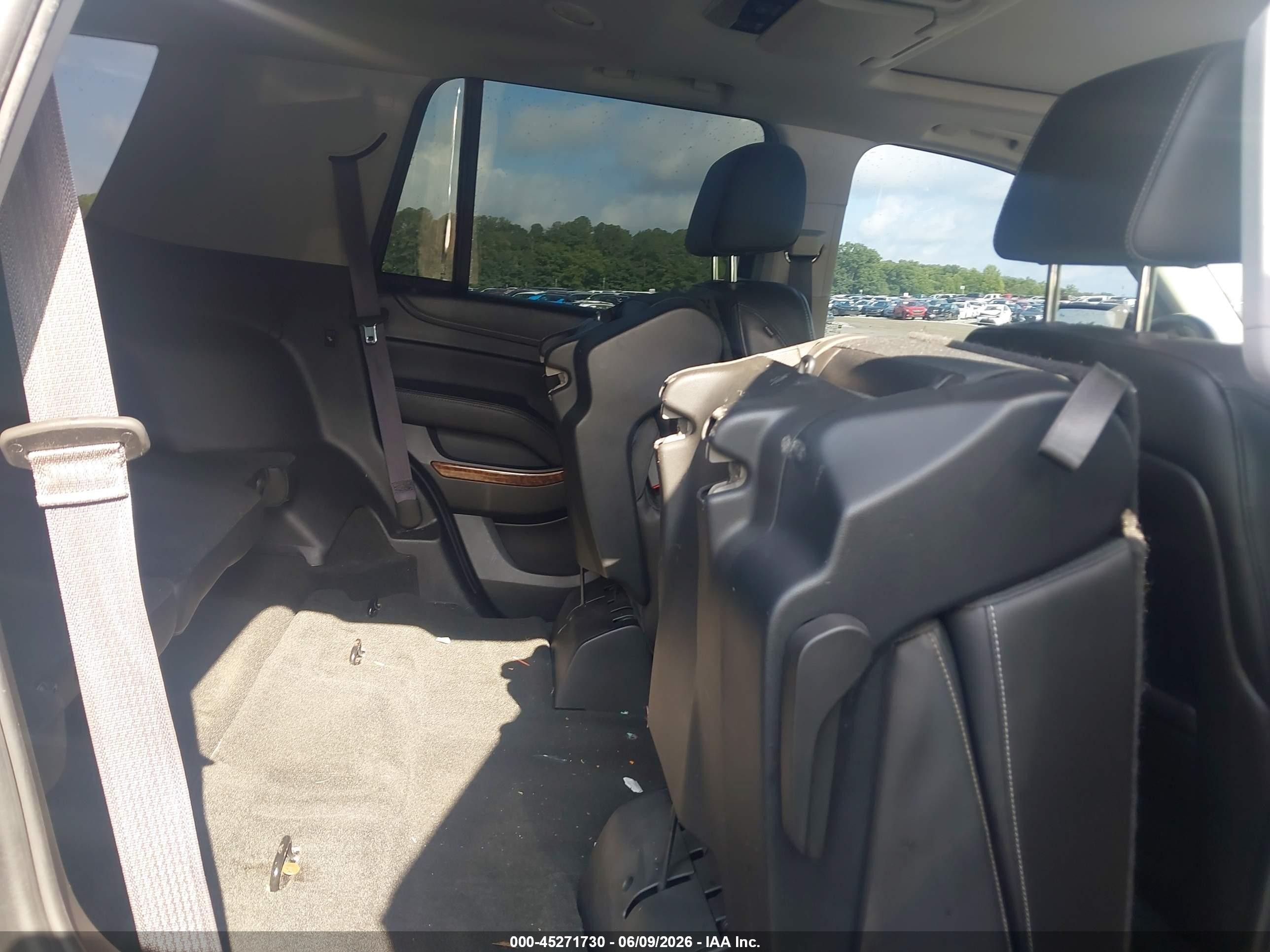 2015 Chevrolet Tahoe Ltz Gray vin: 1GNSCCKC5FR601070