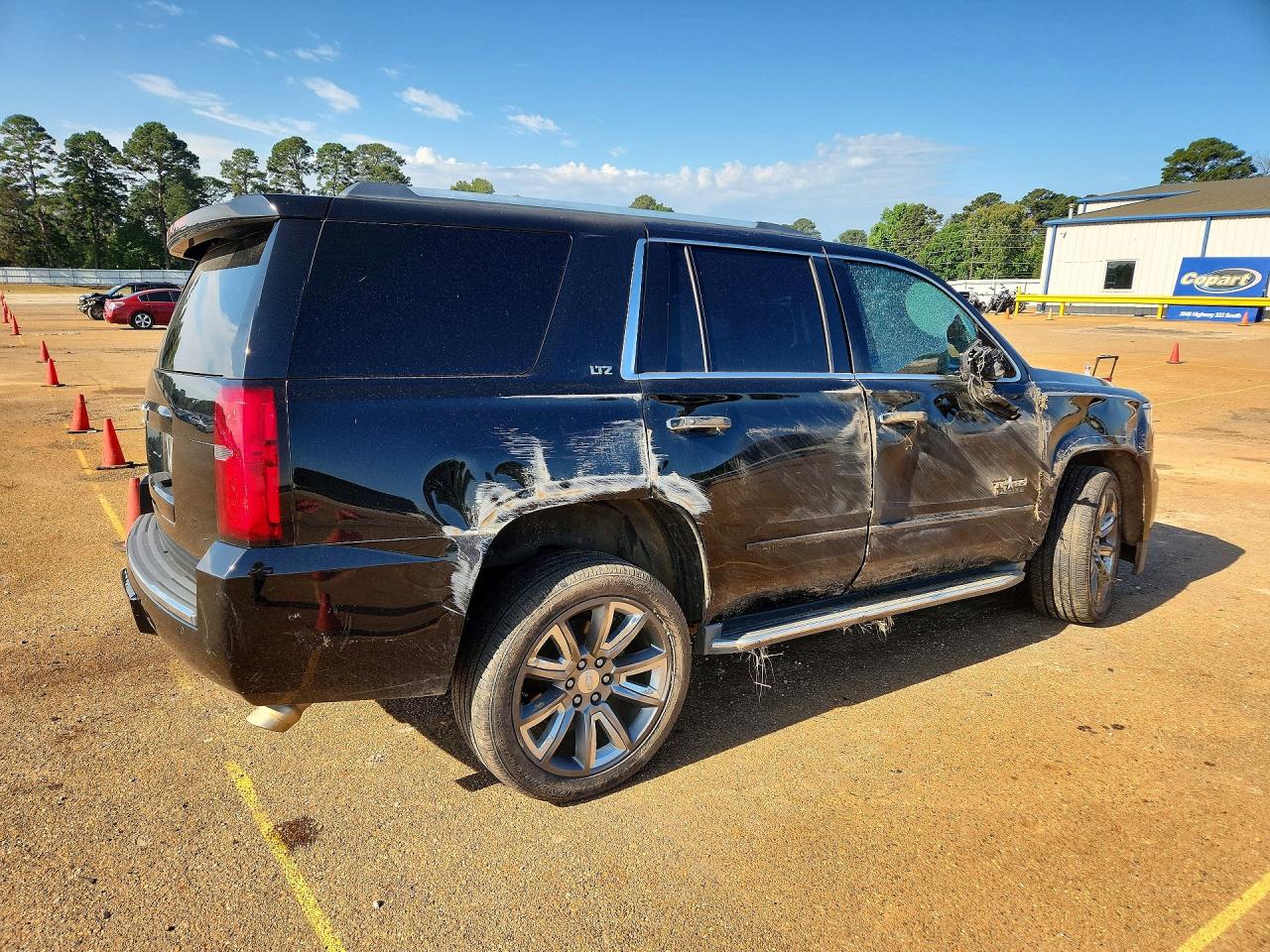 2015 Chevrolet Tahoe C1500 Ltz Black vin: 1GNSCCKC5FR643920