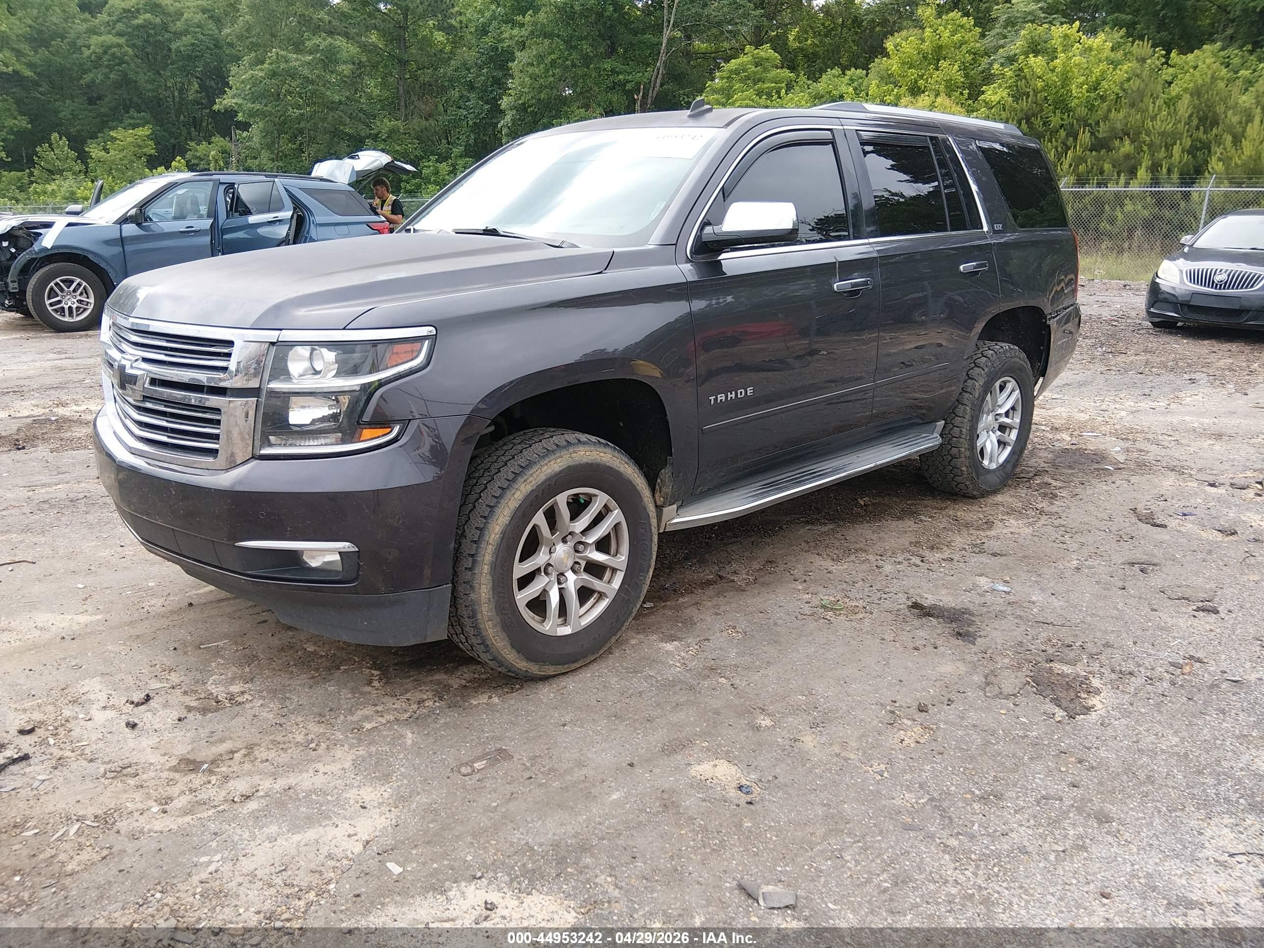 2015 Chevrolet Tahoe Ltz Gray vin: 1GNSCCKC6FR122995