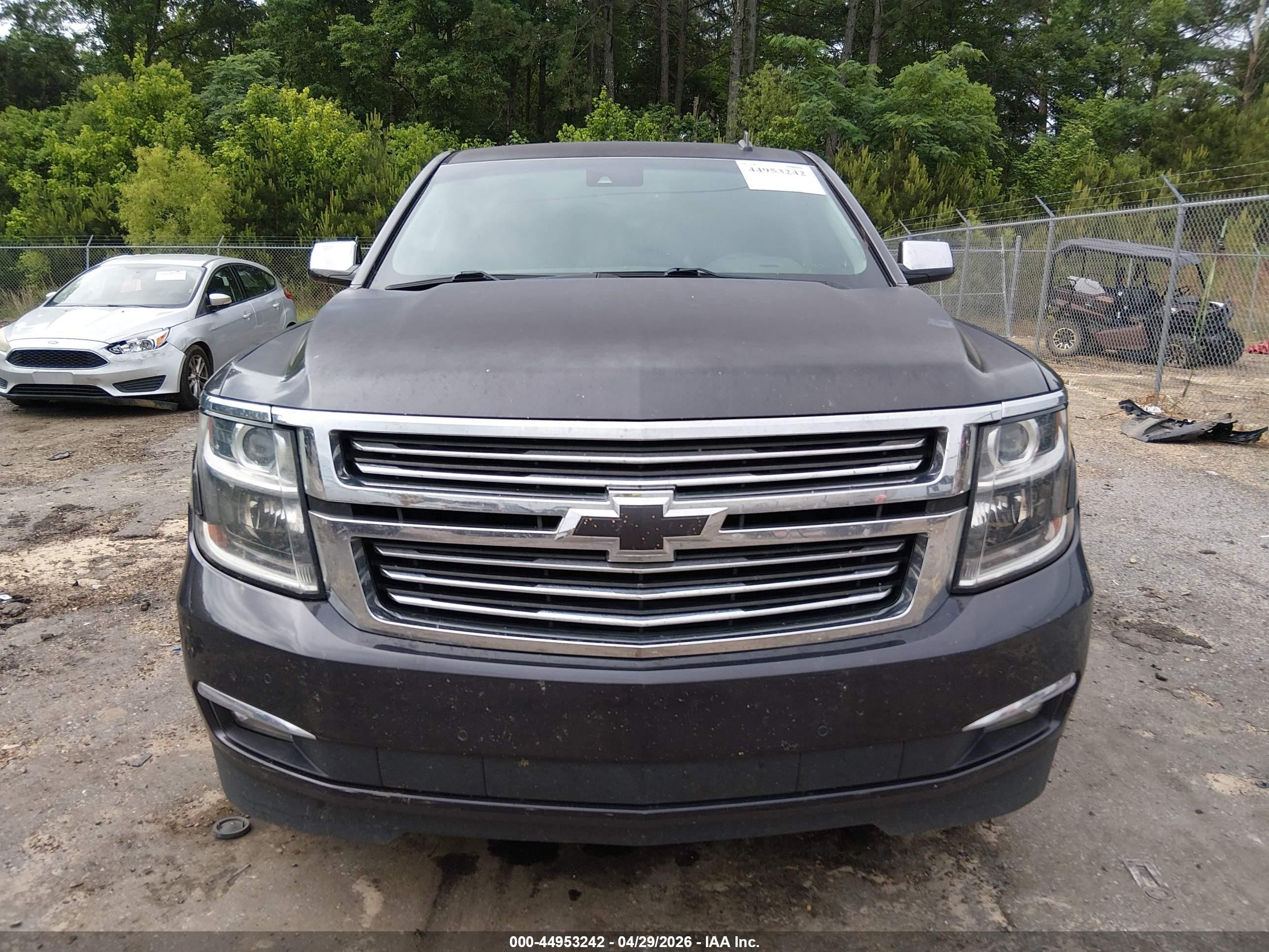 2015 Chevrolet Tahoe Ltz Gray vin: 1GNSCCKC6FR122995
