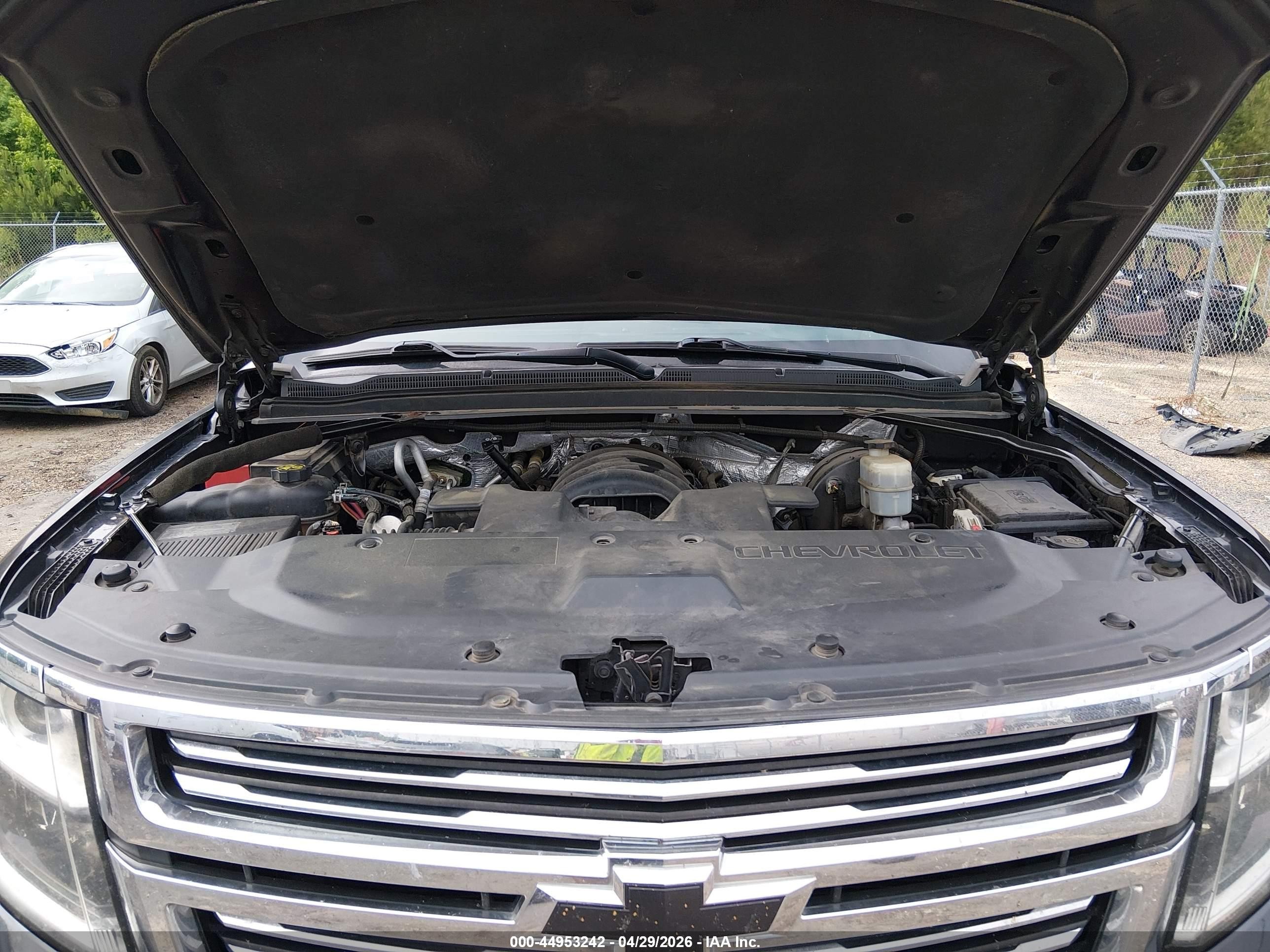 2015 Chevrolet Tahoe Ltz Gray vin: 1GNSCCKC6FR122995