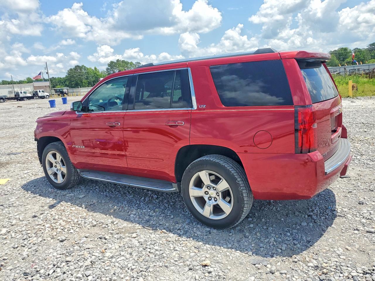 2015 Chevrolet Tahoe C1500 Ltz Red vin: 1GNSCCKC6FR199429