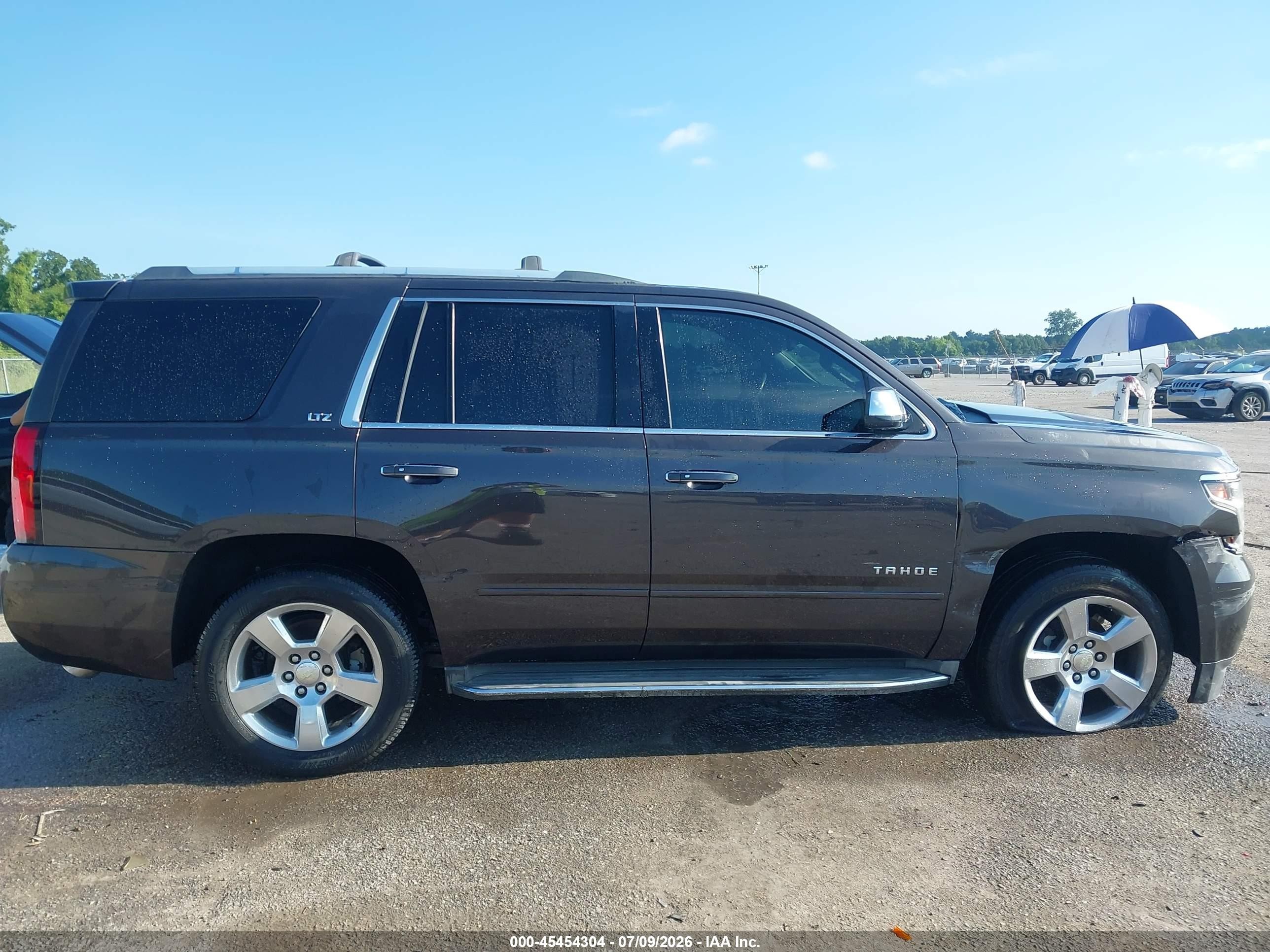 2015 Chevrolet Tahoe Ltz Черный vin: 1GNSCCKC7FR159103