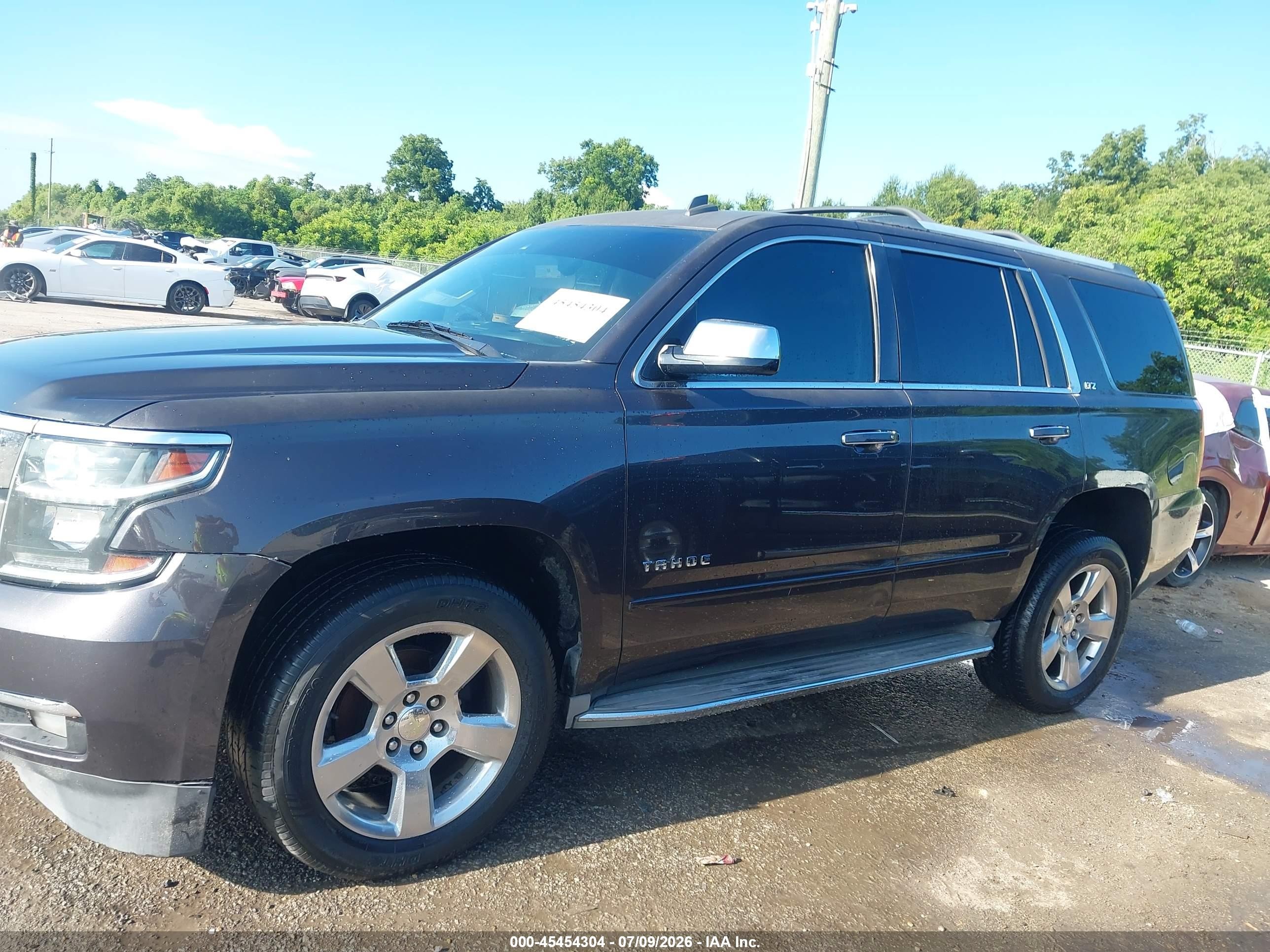 2015 Chevrolet Tahoe Ltz Черный vin: 1GNSCCKC7FR159103