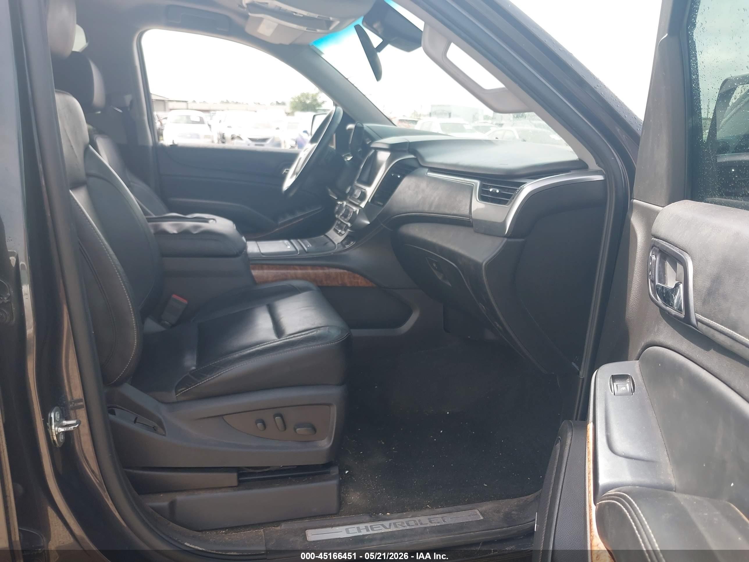2015 Chevrolet Tahoe Ltz Gray vin: 1GNSCCKC7FR738818
