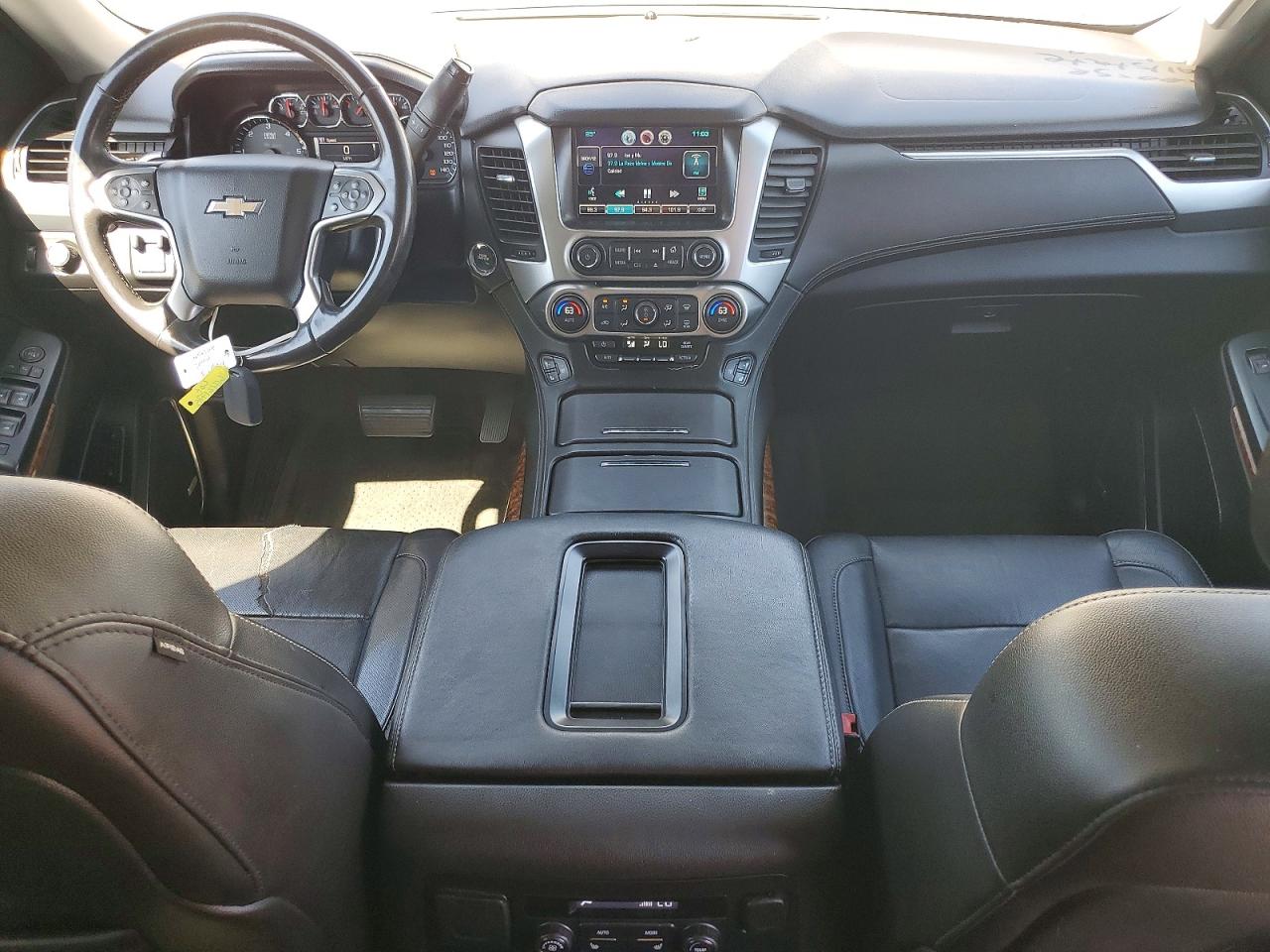 2015 Chevrolet Tahoe C1500 Ltz White vin: 1GNSCCKC8FR185564