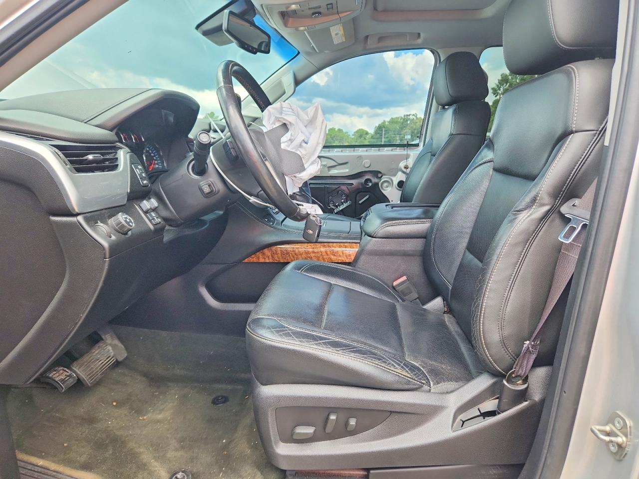 2015 Chevrolet Tahoe C1500 Ltz Silver vin: 1GNSCCKC8FR525134