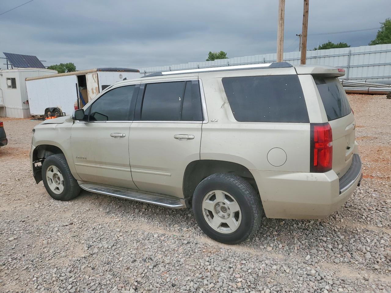 2015 Chevrolet Tahoe C1500 Ltz Tan vin: 1GNSCCKC9FR183970