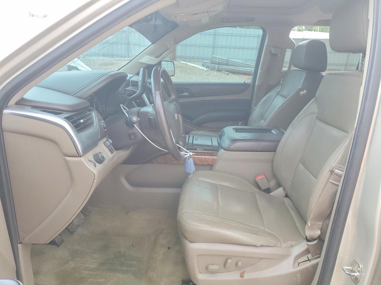 2015 Chevrolet Tahoe C1500 Ltz Tan vin: 1GNSCCKC9FR183970
