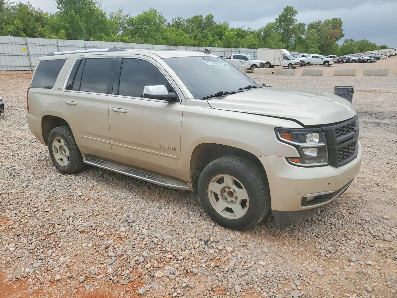 2015 Chevrolet Tahoe C1500 Ltz Tan vin: 1GNSCCKC9FR183970
