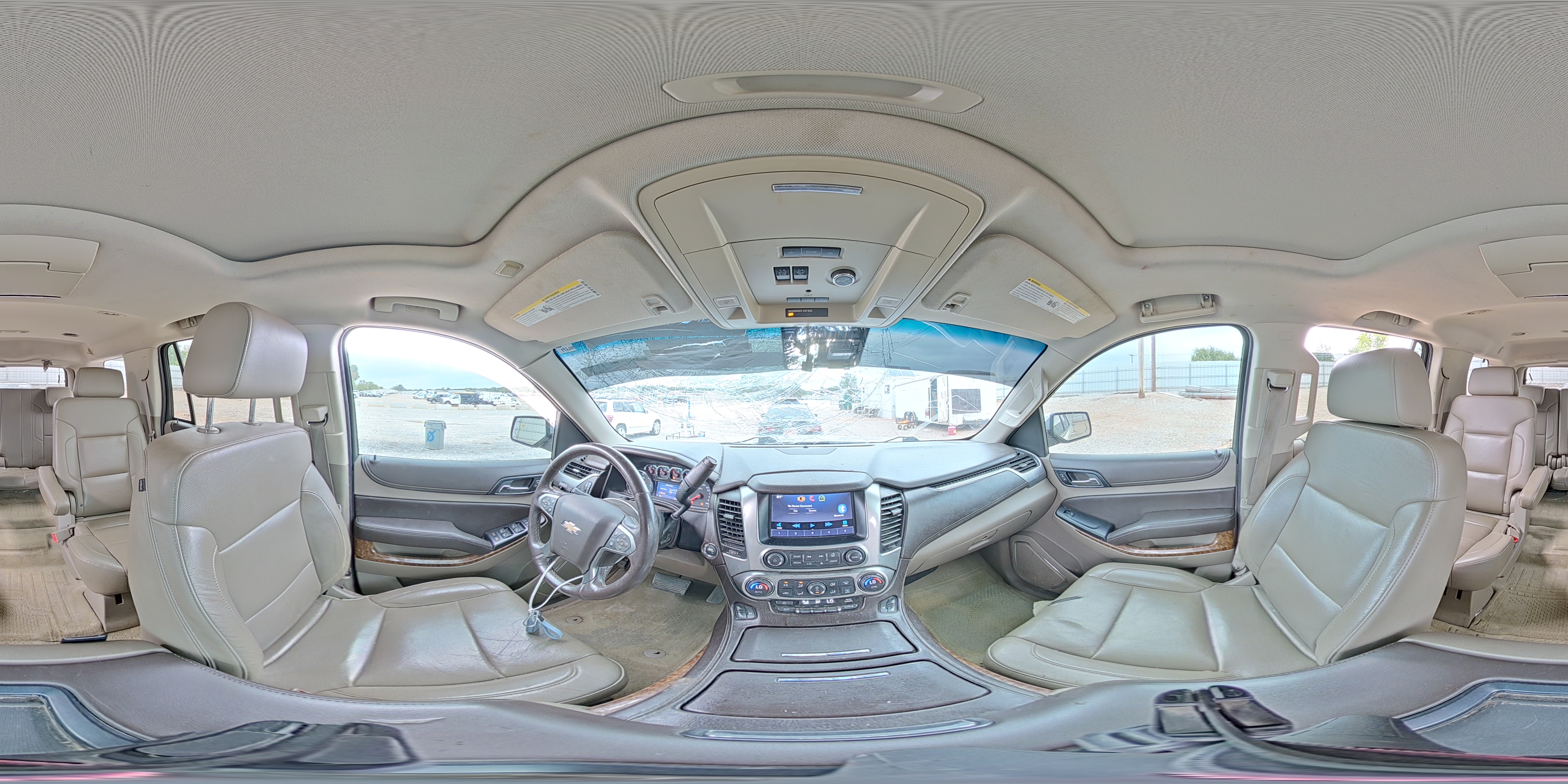 2015 Chevrolet Tahoe C1500 Ltz Tan vin: 1GNSCCKC9FR183970