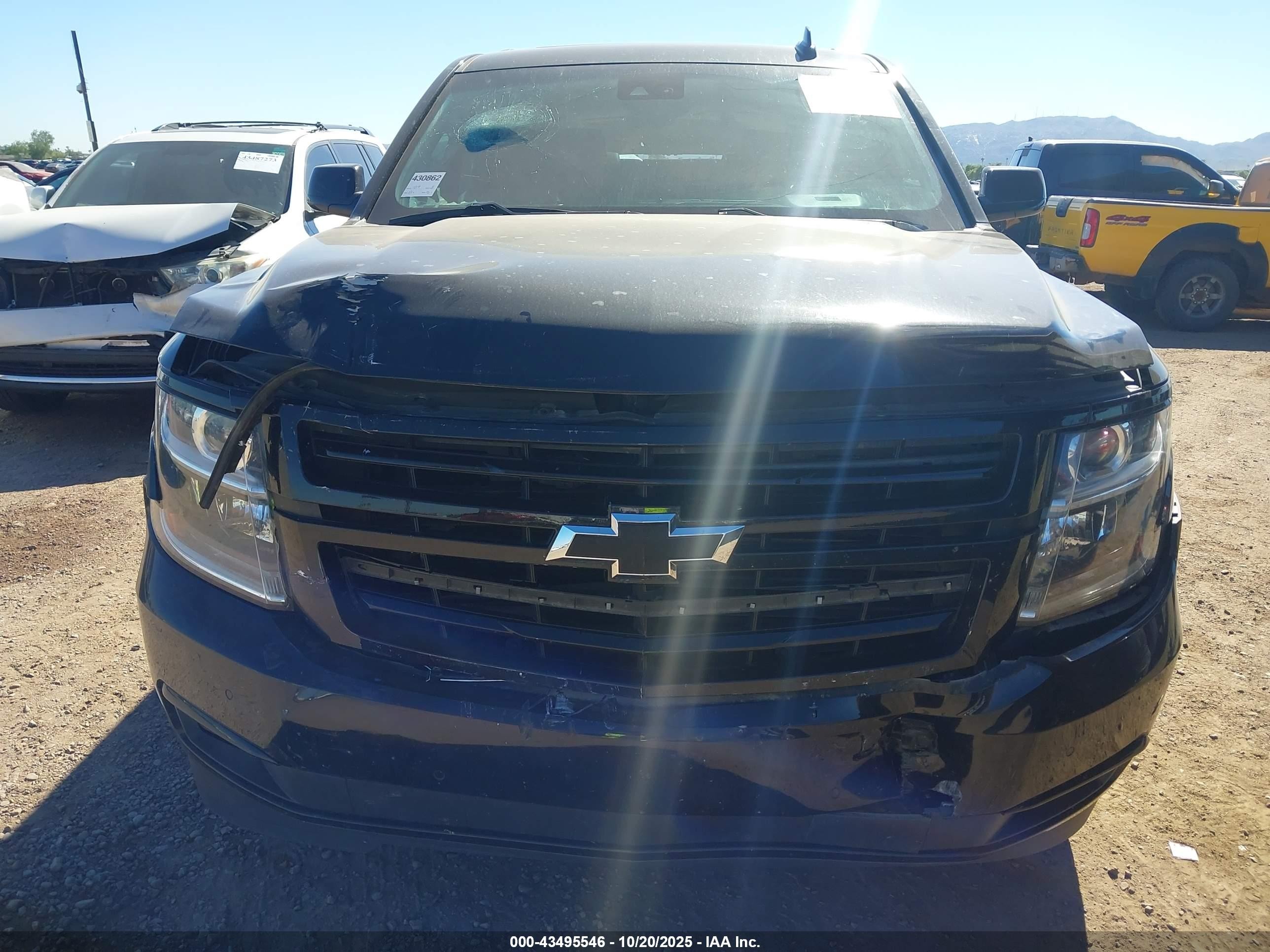 2018 Chevrolet Tahoe Premier Черный vin: 1GNSCCKJ5JR296869