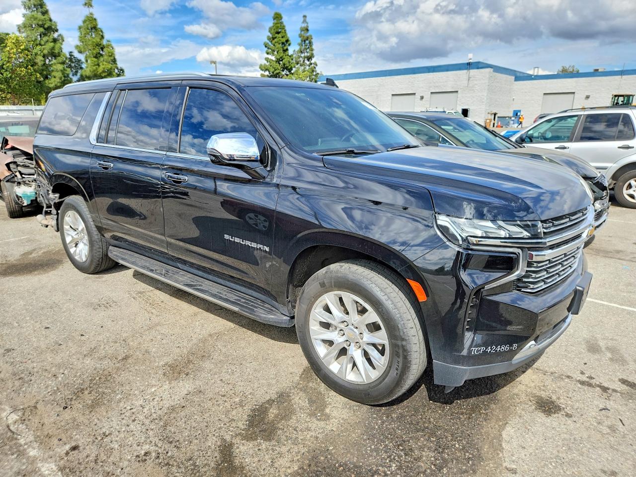 2022 Chevrolet Suburban C1500 Premier Black vin: 1GNSCFKDXNR119011