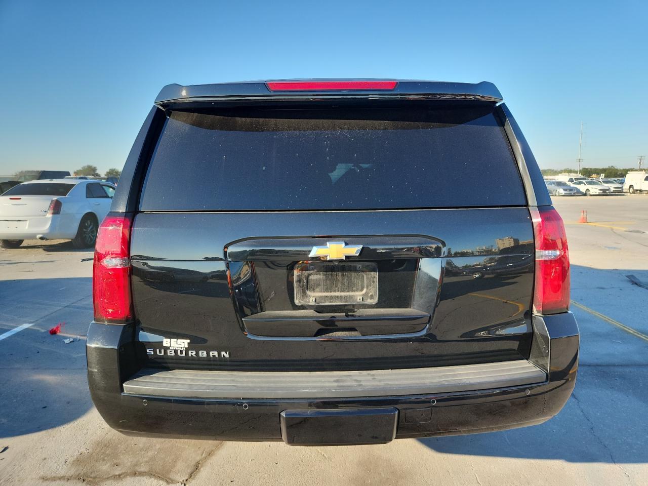 2020 Chevrolet Suburban C1500 Ls Черный vin: 1GNSCGKC8LR221921