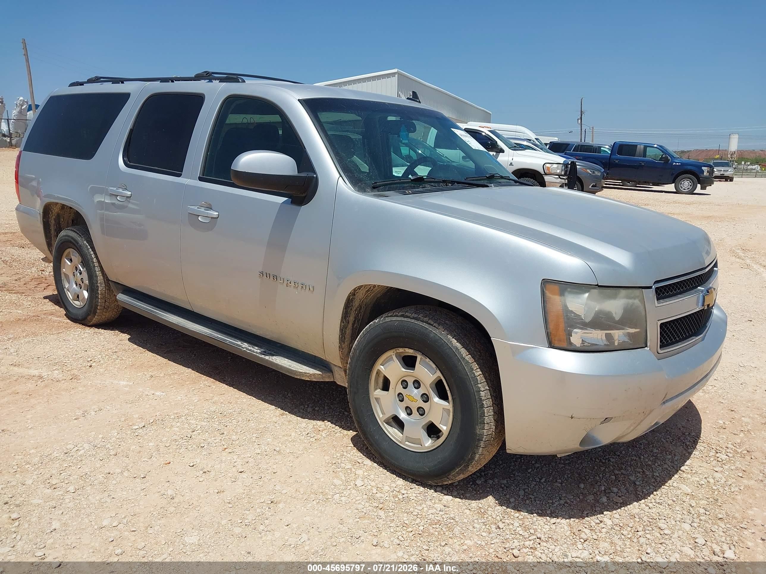 2013 Chevrolet Suburban Ls Silver vin: 1GNSCHE09DR231804